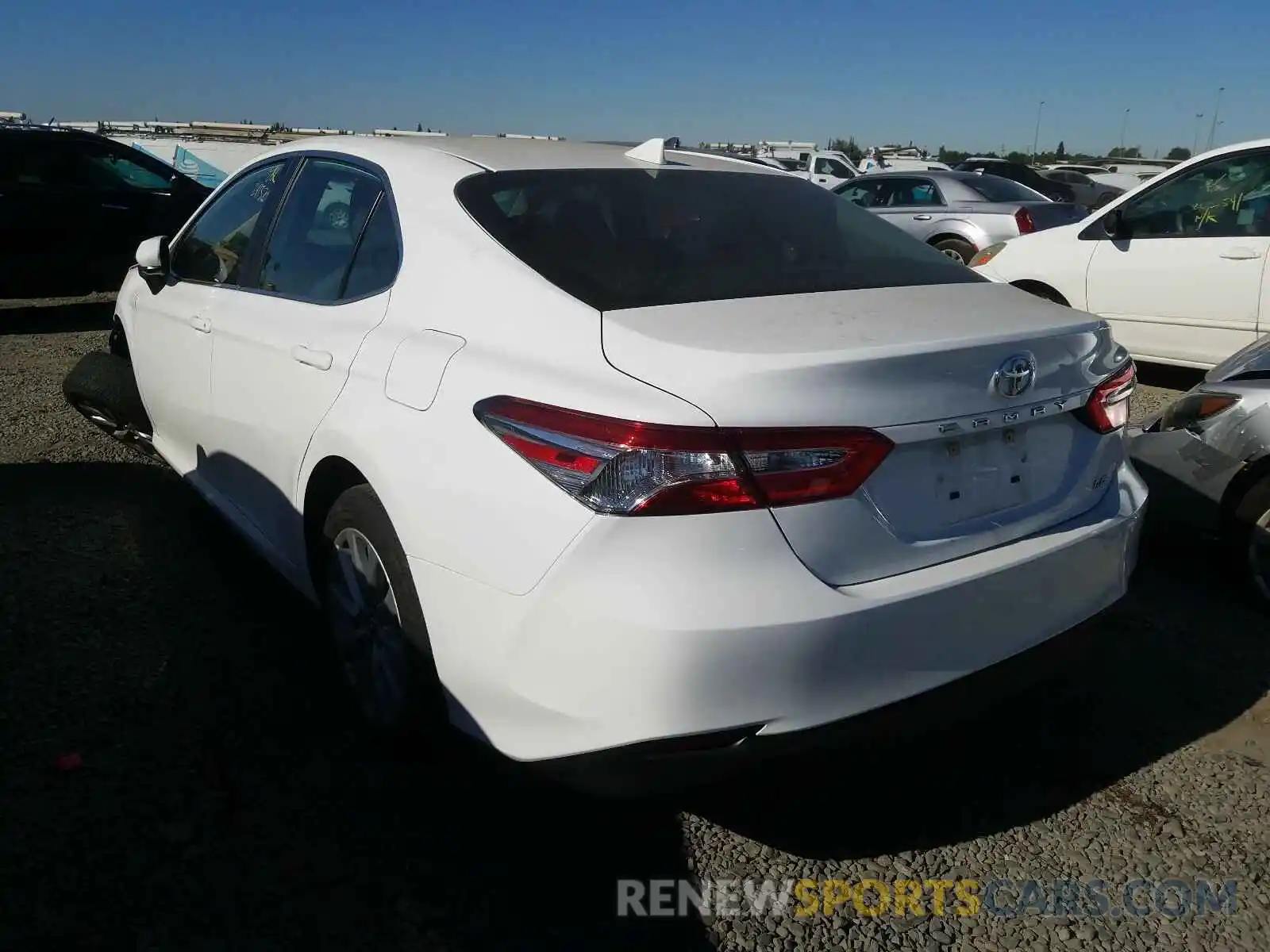 3 Photograph of a damaged car 4T1B11HK8KU252801 TOYOTA CAMRY 2019