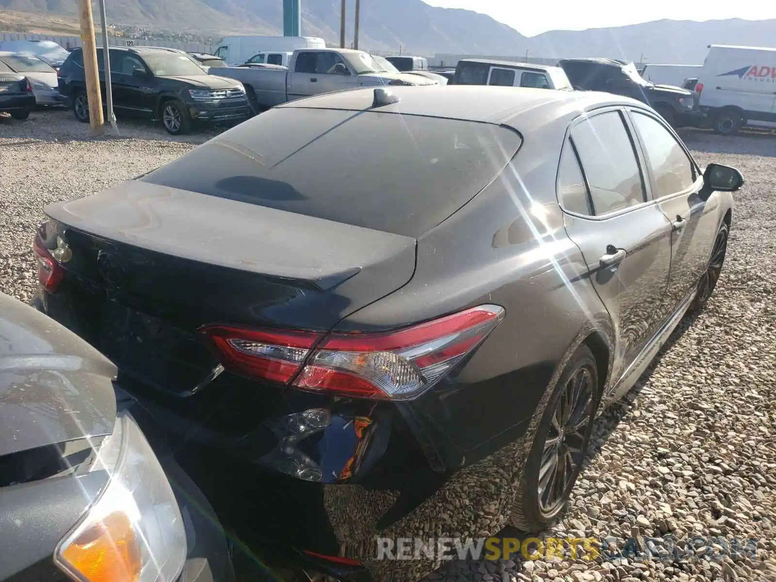 4 Photograph of a damaged car 4T1B11HK8KU253091 TOYOTA CAMRY 2019