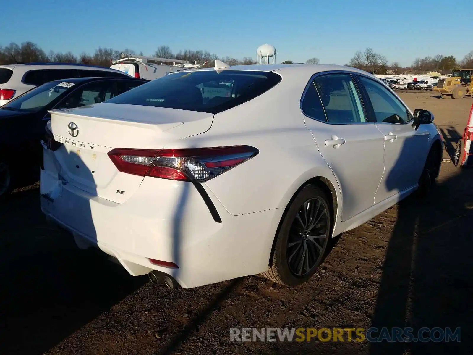 4 Photograph of a damaged car 4T1B11HK8KU253317 TOYOTA CAMRY 2019