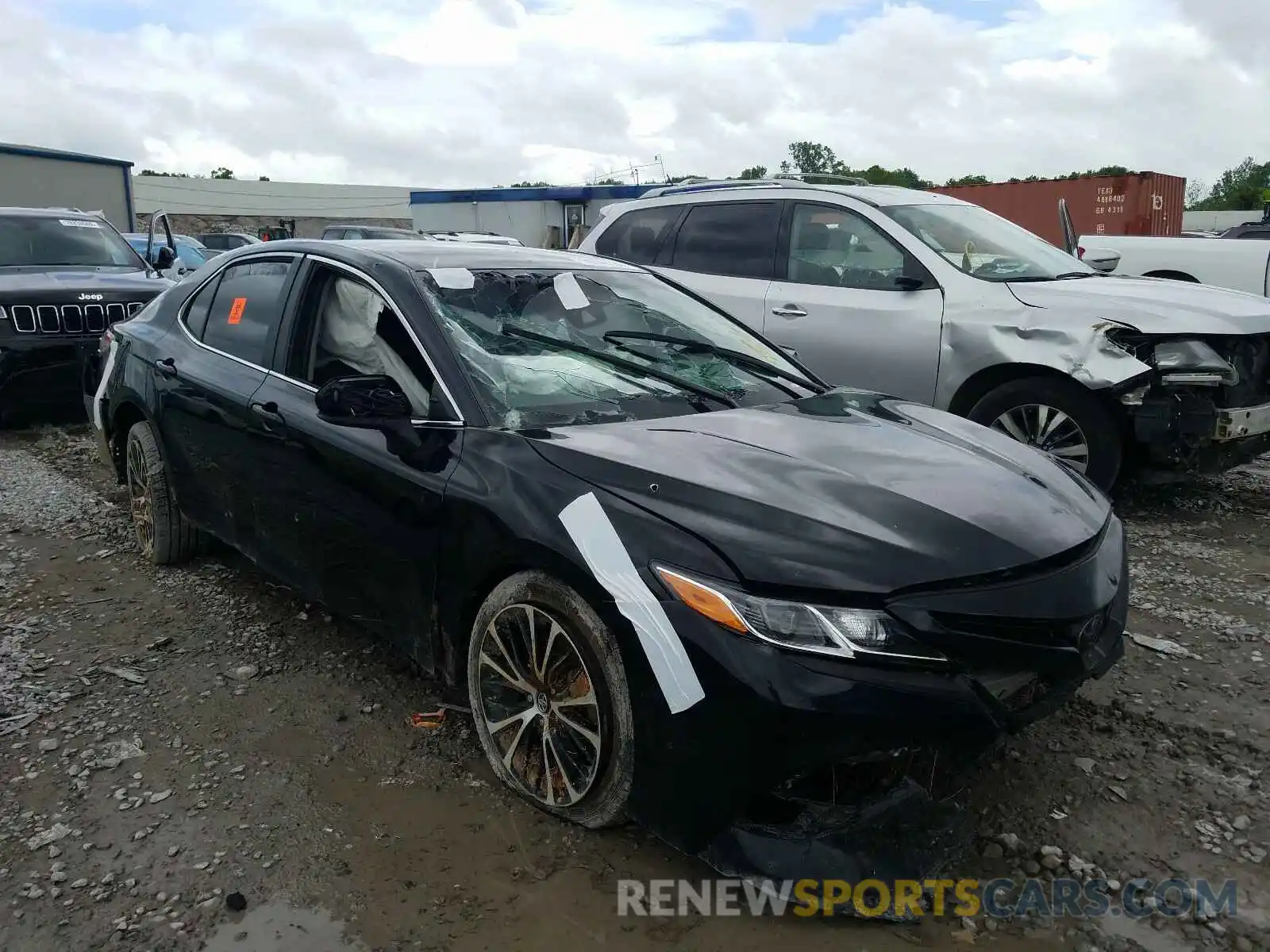 1 Photograph of a damaged car 4T1B11HK8KU253415 TOYOTA CAMRY 2019