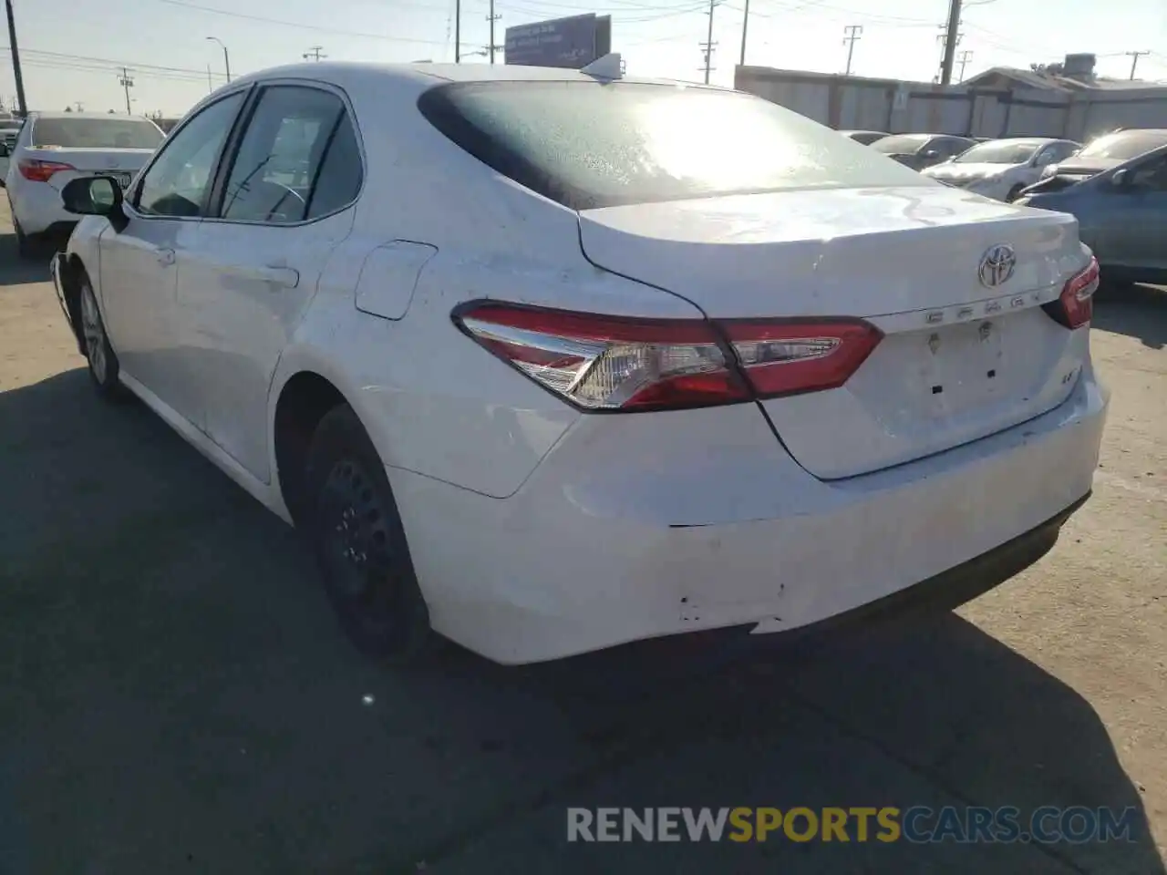 3 Photograph of a damaged car 4T1B11HK8KU254323 TOYOTA CAMRY 2019