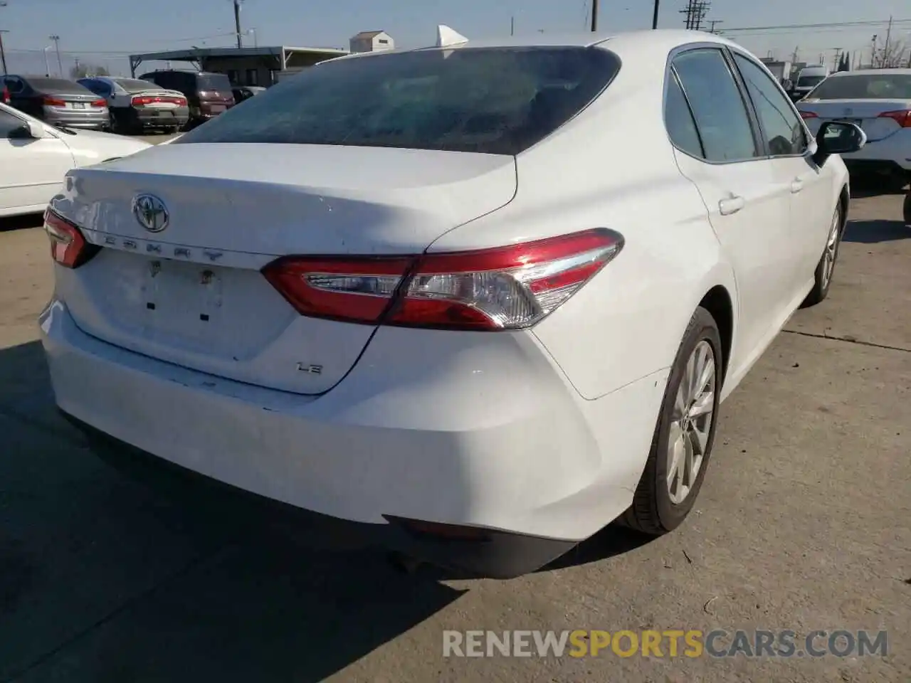 4 Photograph of a damaged car 4T1B11HK8KU254323 TOYOTA CAMRY 2019