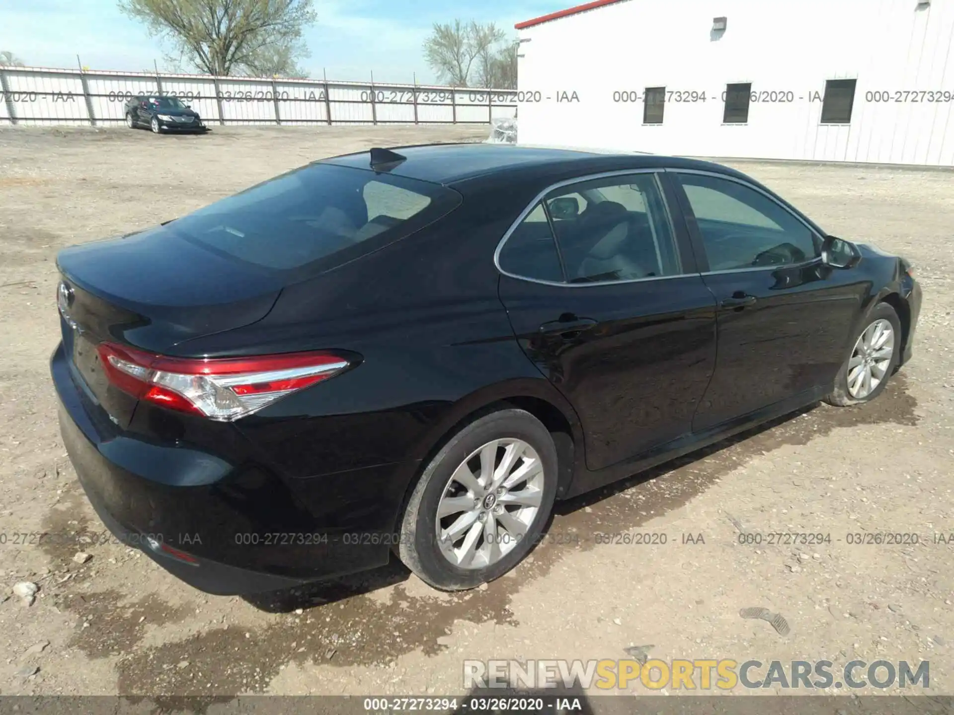 4 Фотография поврежденного автомобиля 4T1B11HK8KU254676 TOYOTA CAMRY 2019