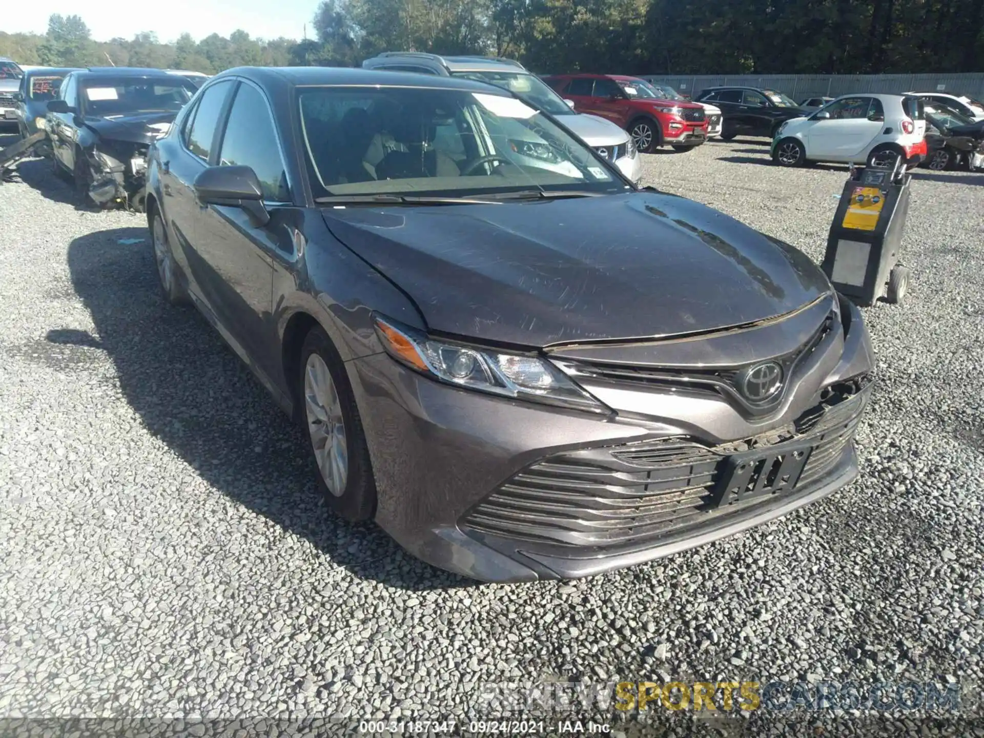 1 Photograph of a damaged car 4T1B11HK8KU255147 TOYOTA CAMRY 2019