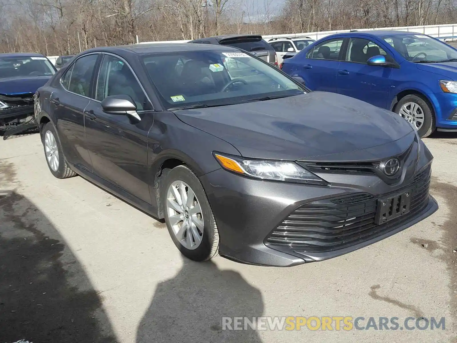 1 Photograph of a damaged car 4T1B11HK8KU255634 TOYOTA CAMRY 2019