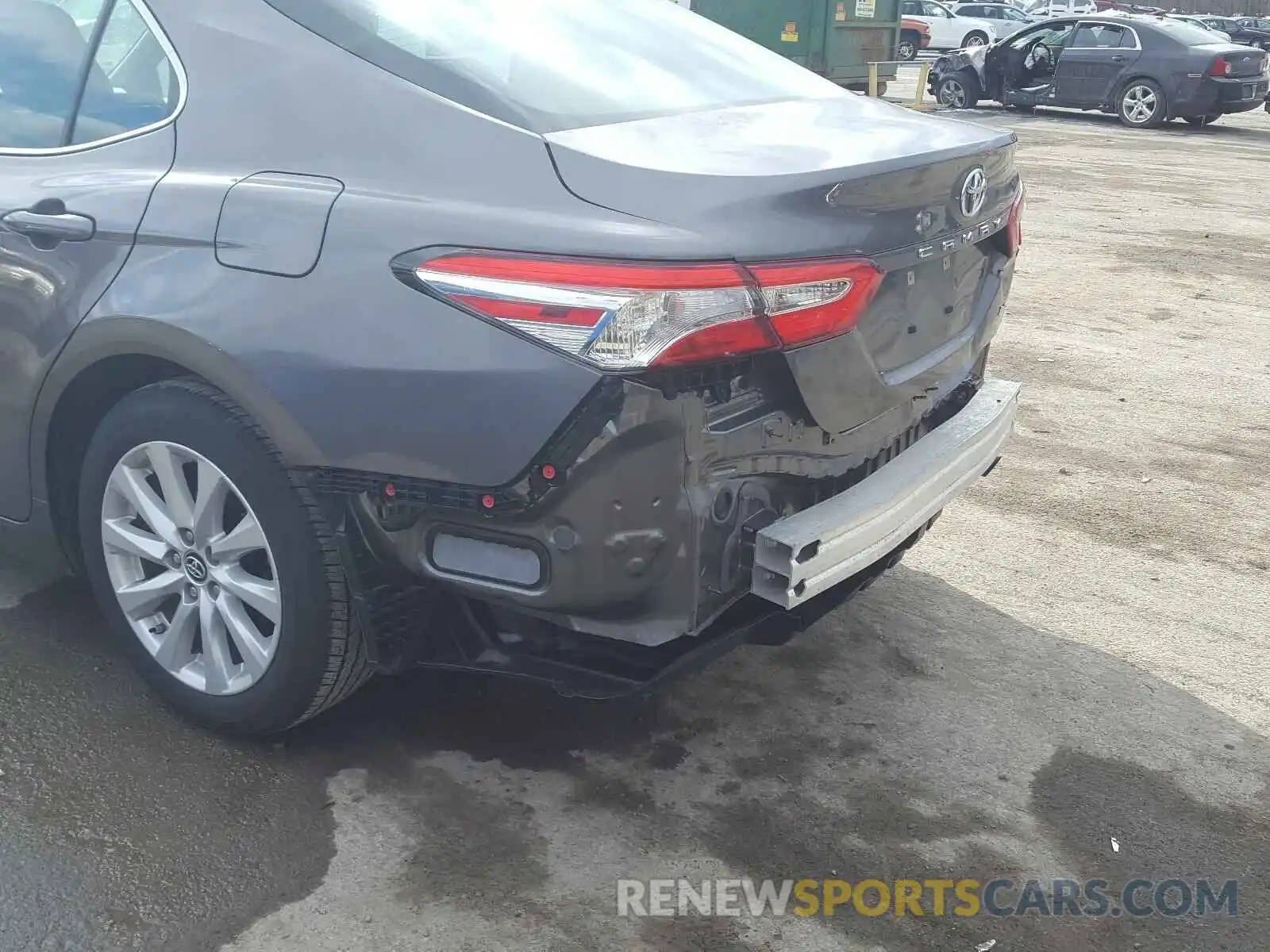 9 Photograph of a damaged car 4T1B11HK8KU255634 TOYOTA CAMRY 2019