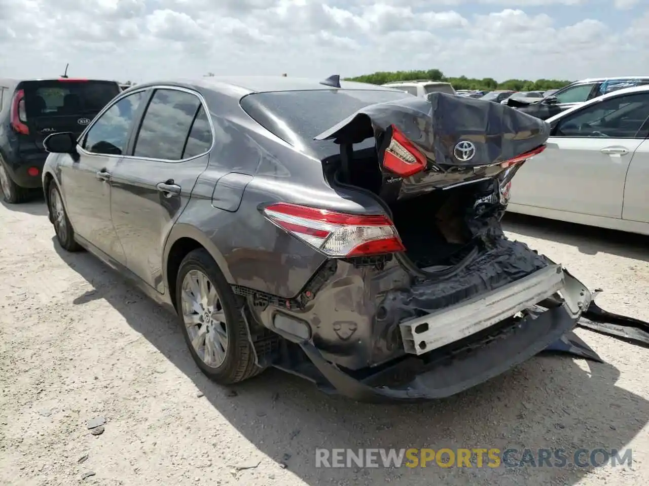 3 Photograph of a damaged car 4T1B11HK8KU255987 TOYOTA CAMRY 2019