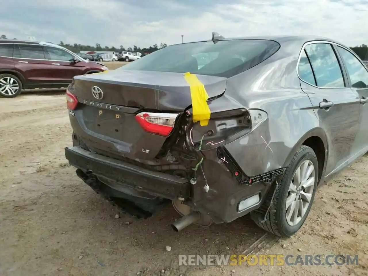 9 Photograph of a damaged car 4T1B11HK8KU258338 TOYOTA CAMRY 2019