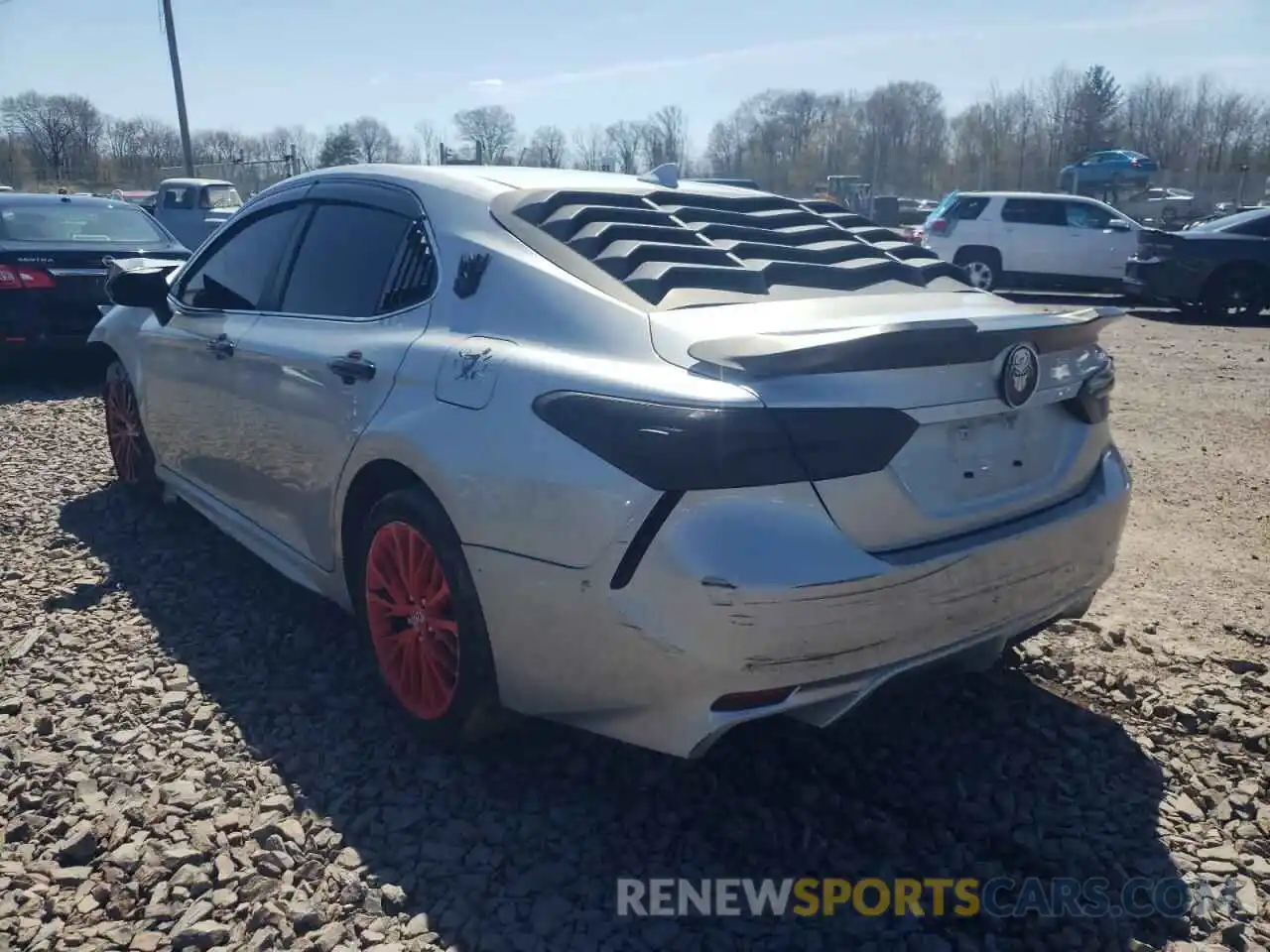 3 Photograph of a damaged car 4T1B11HK8KU258470 TOYOTA CAMRY 2019