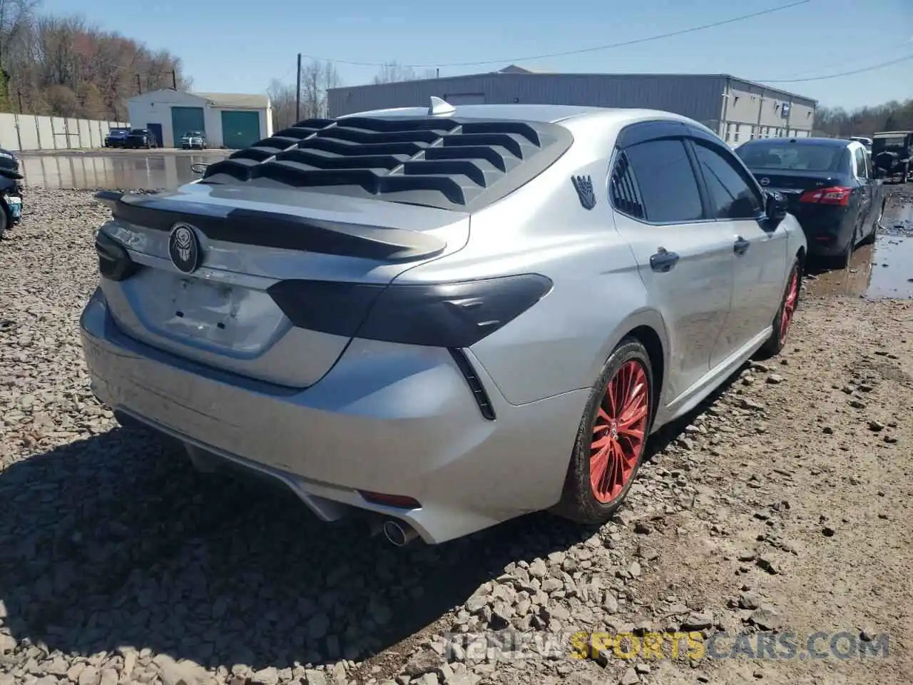 4 Photograph of a damaged car 4T1B11HK8KU258470 TOYOTA CAMRY 2019