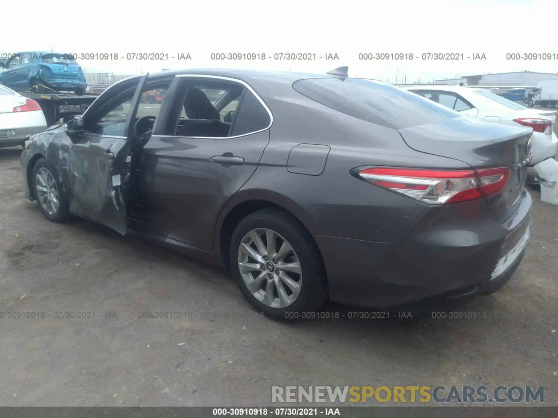 3 Photograph of a damaged car 4T1B11HK8KU258808 TOYOTA CAMRY 2019