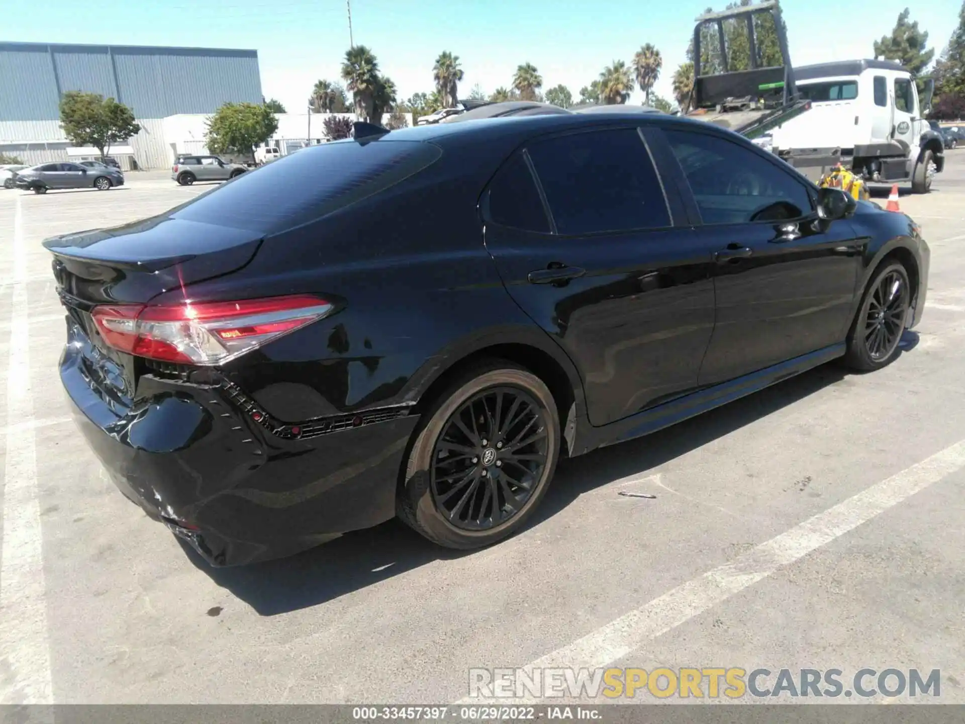 4 Photograph of a damaged car 4T1B11HK8KU259649 TOYOTA CAMRY 2019