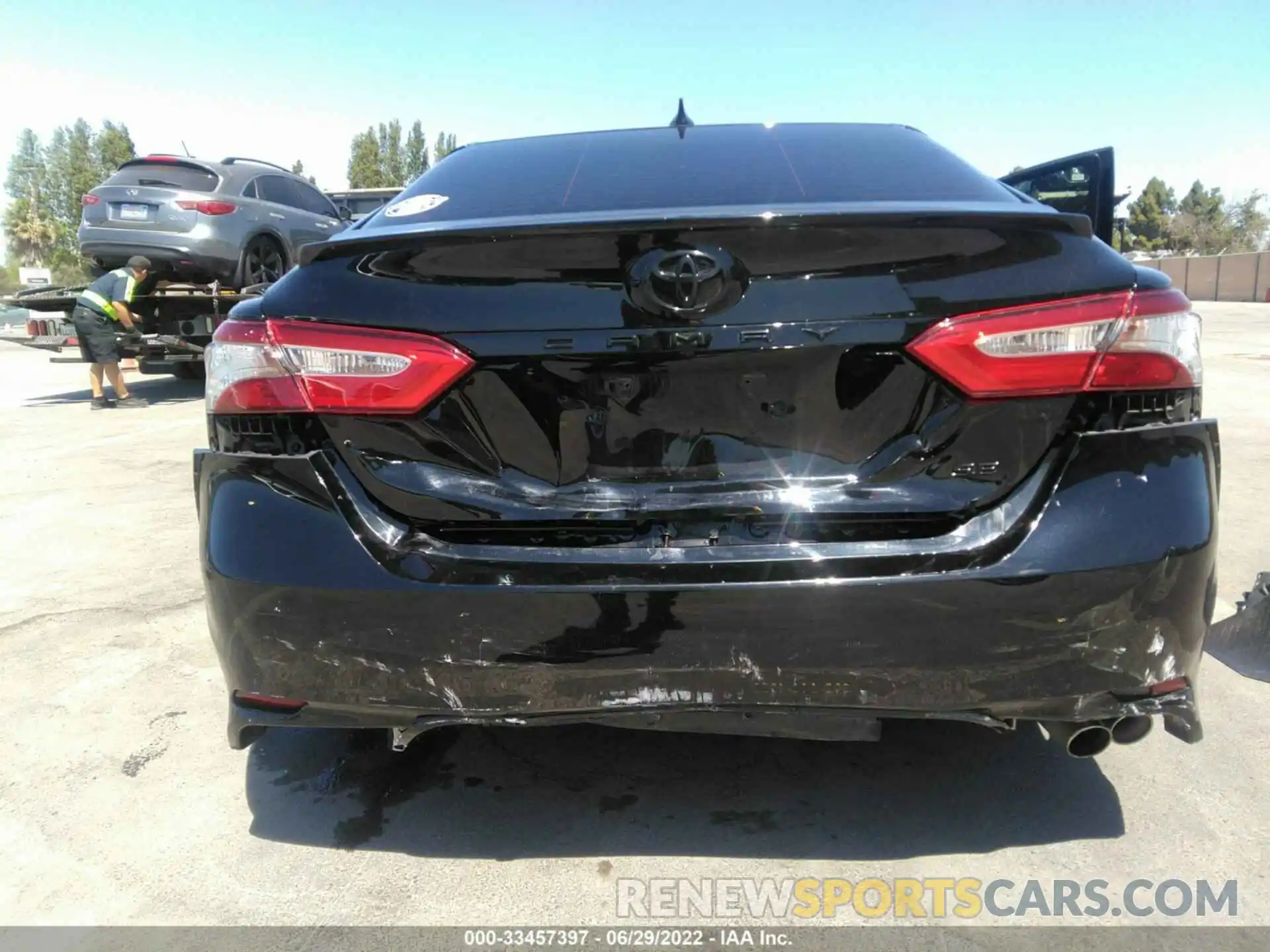 6 Photograph of a damaged car 4T1B11HK8KU259649 TOYOTA CAMRY 2019