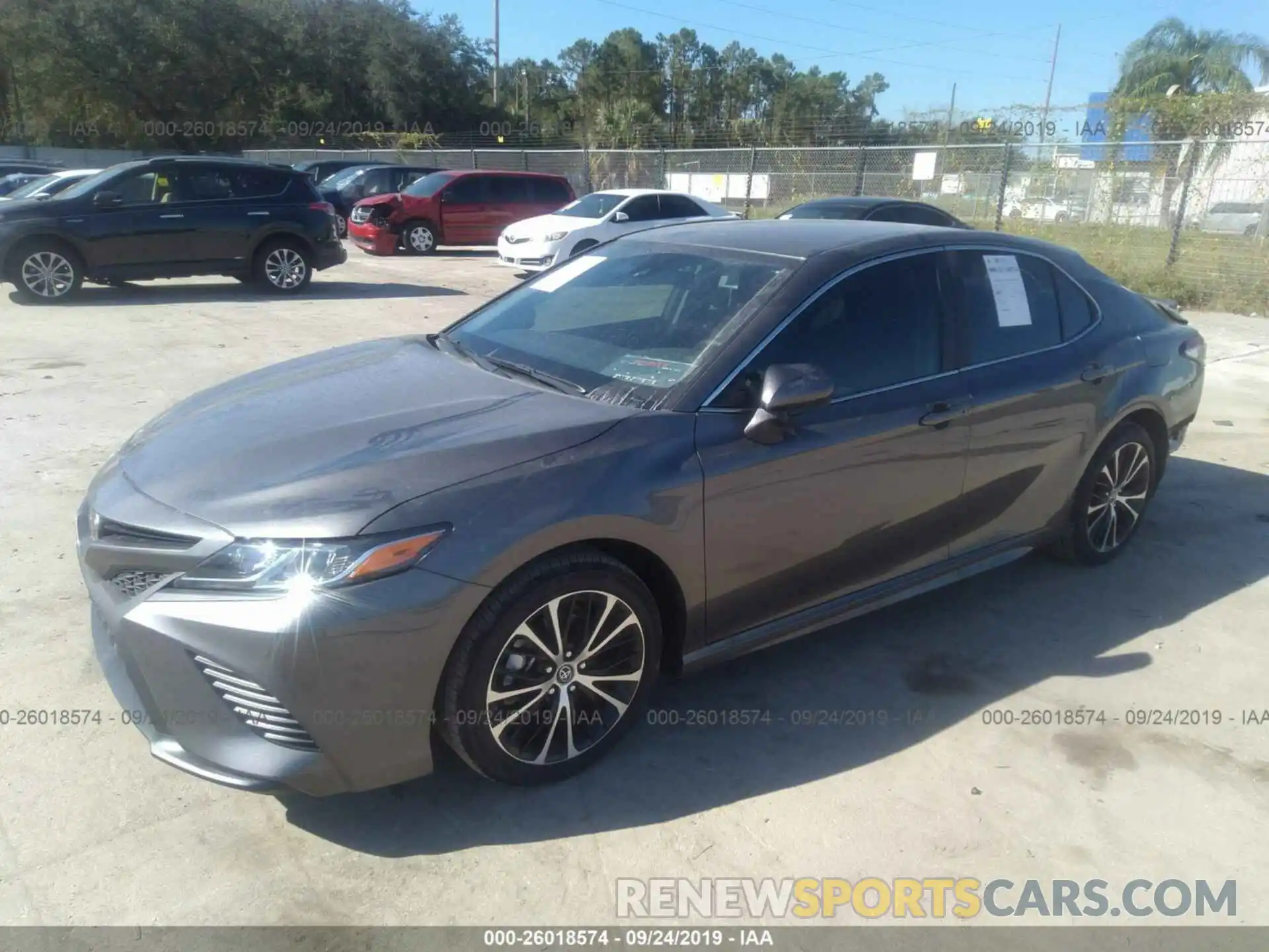 2 Photograph of a damaged car 4T1B11HK8KU260462 TOYOTA CAMRY 2019