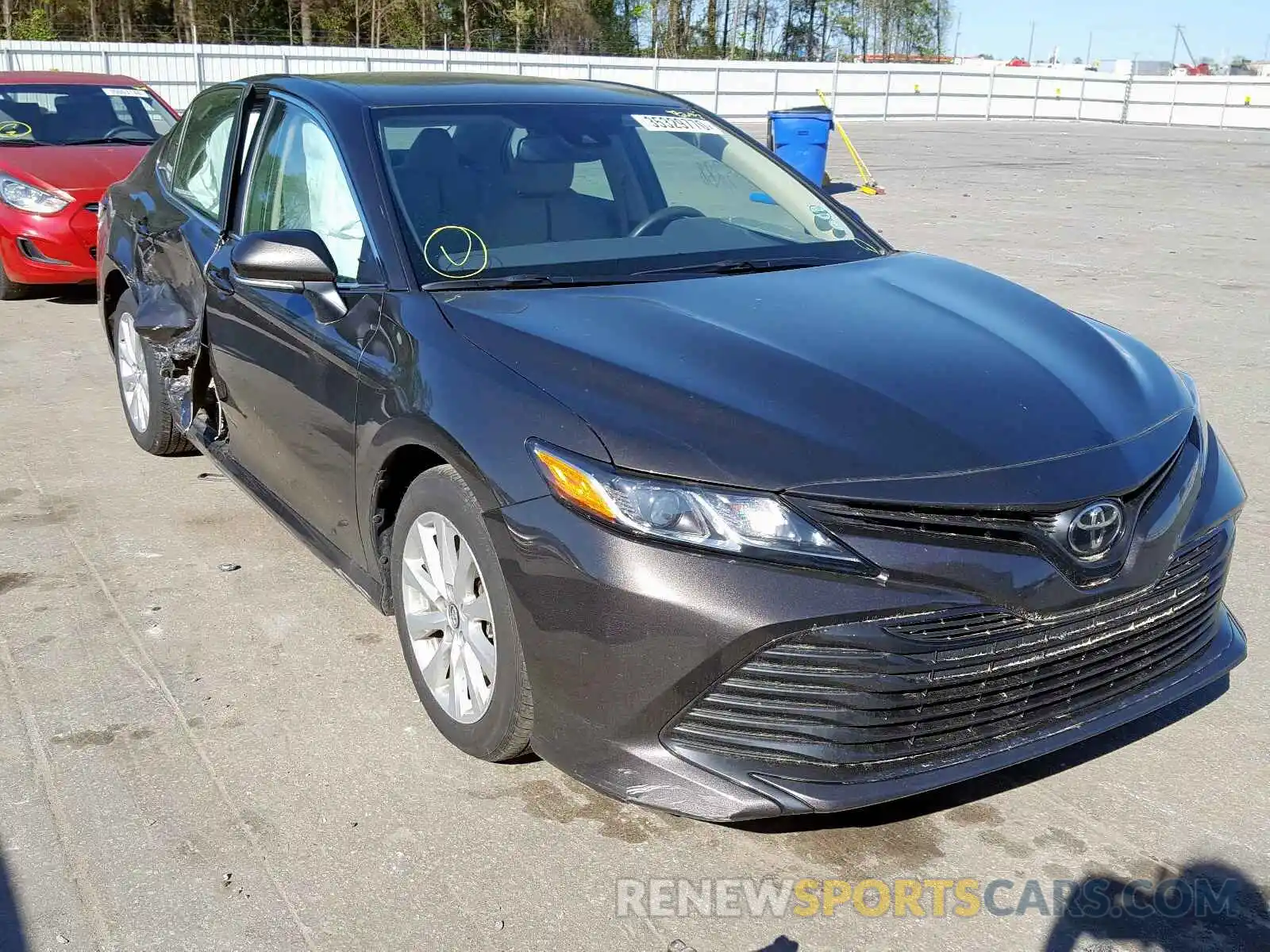 1 Photograph of a damaged car 4T1B11HK8KU261563 TOYOTA CAMRY 2019