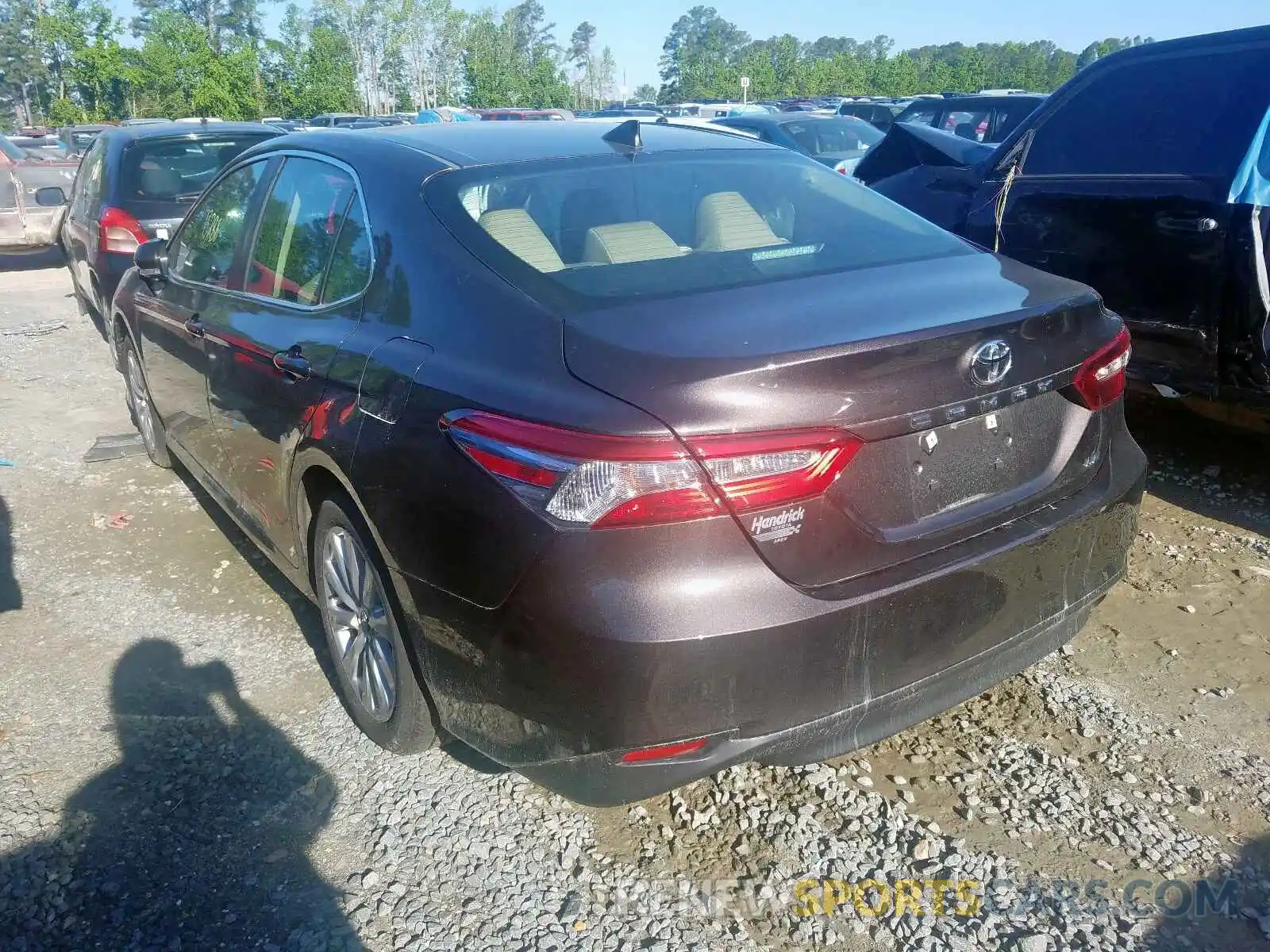 3 Photograph of a damaged car 4T1B11HK8KU261563 TOYOTA CAMRY 2019