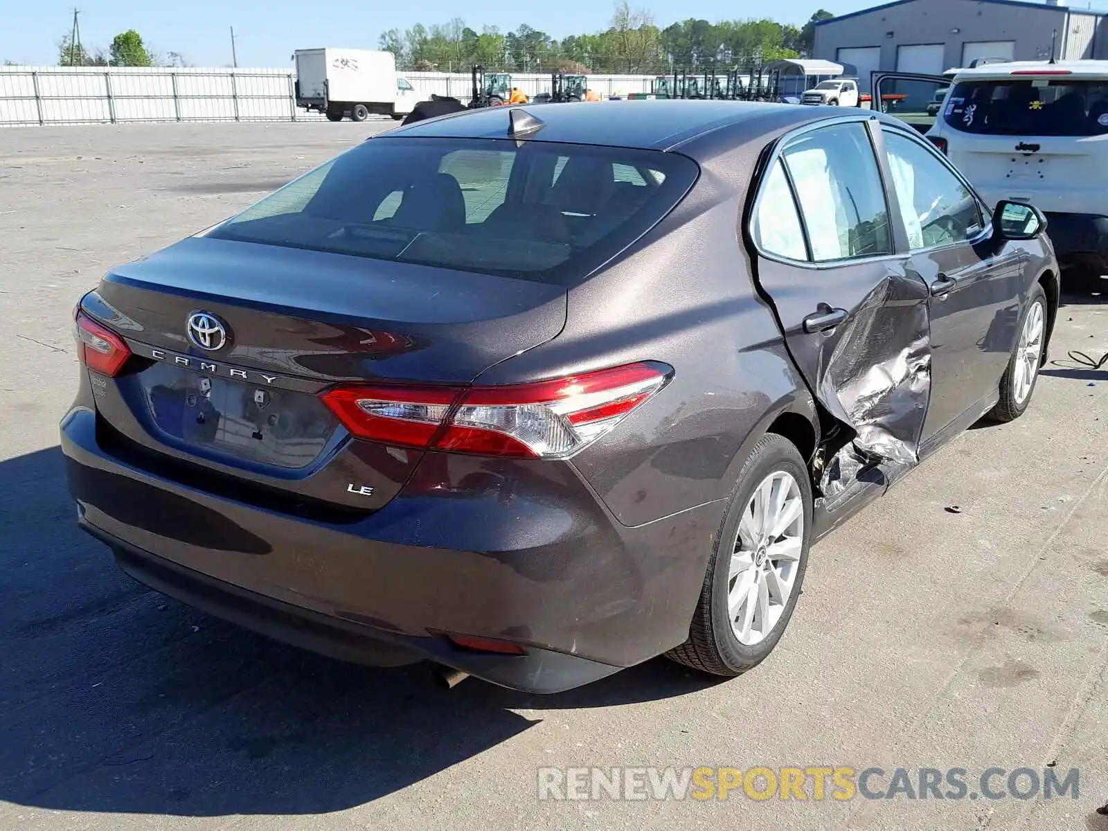 4 Photograph of a damaged car 4T1B11HK8KU261563 TOYOTA CAMRY 2019