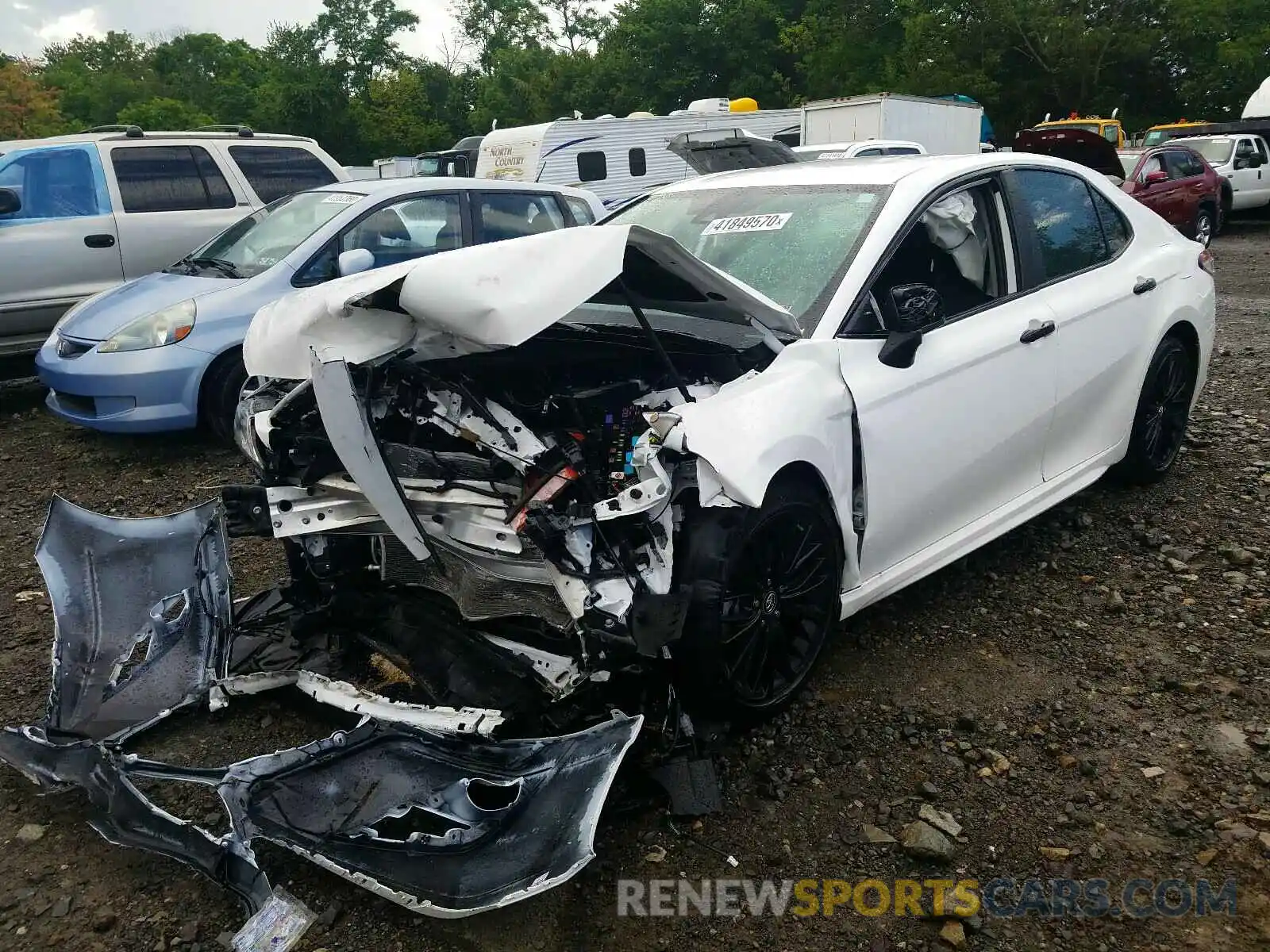 2 Photograph of a damaged car 4T1B11HK8KU263166 TOYOTA CAMRY 2019