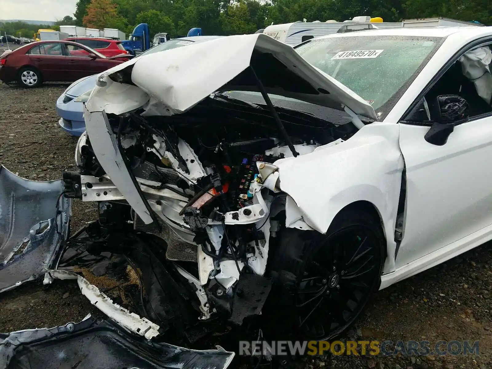 9 Photograph of a damaged car 4T1B11HK8KU263166 TOYOTA CAMRY 2019