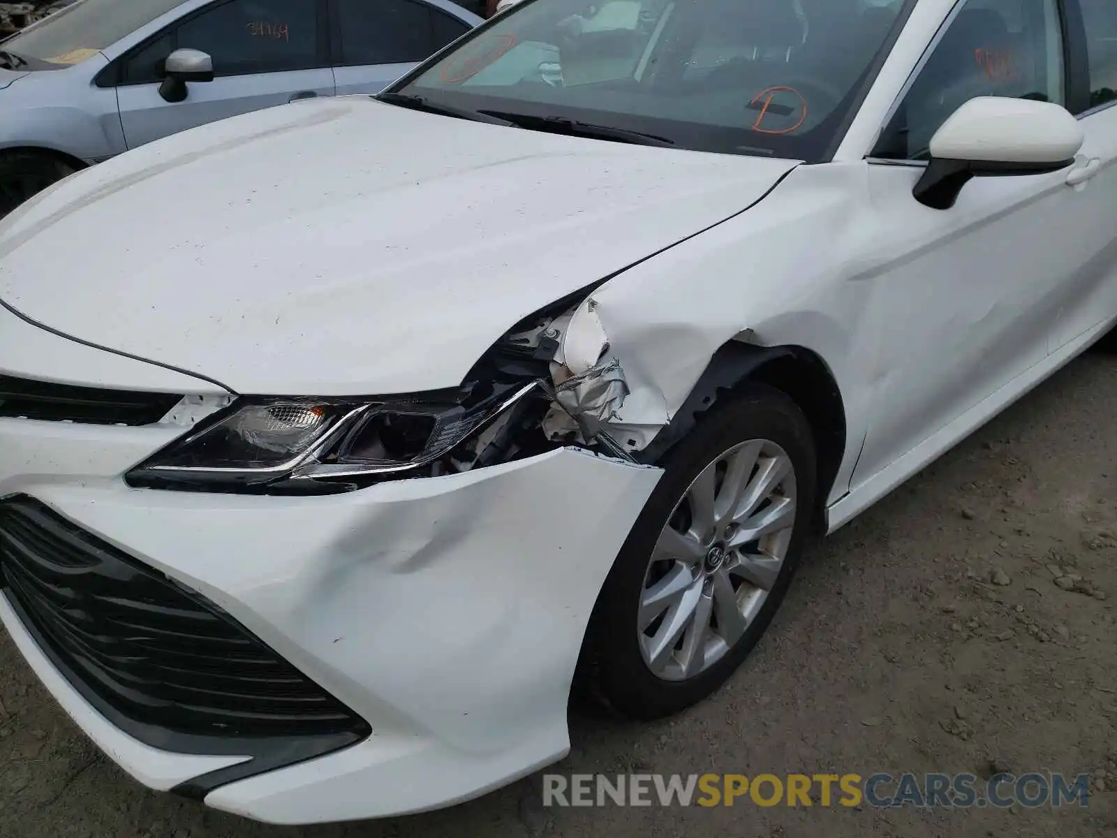 9 Photograph of a damaged car 4T1B11HK8KU263832 TOYOTA CAMRY 2019