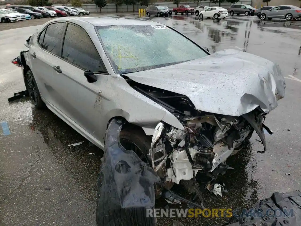 1 Photograph of a damaged car 4T1B11HK8KU265094 TOYOTA CAMRY 2019