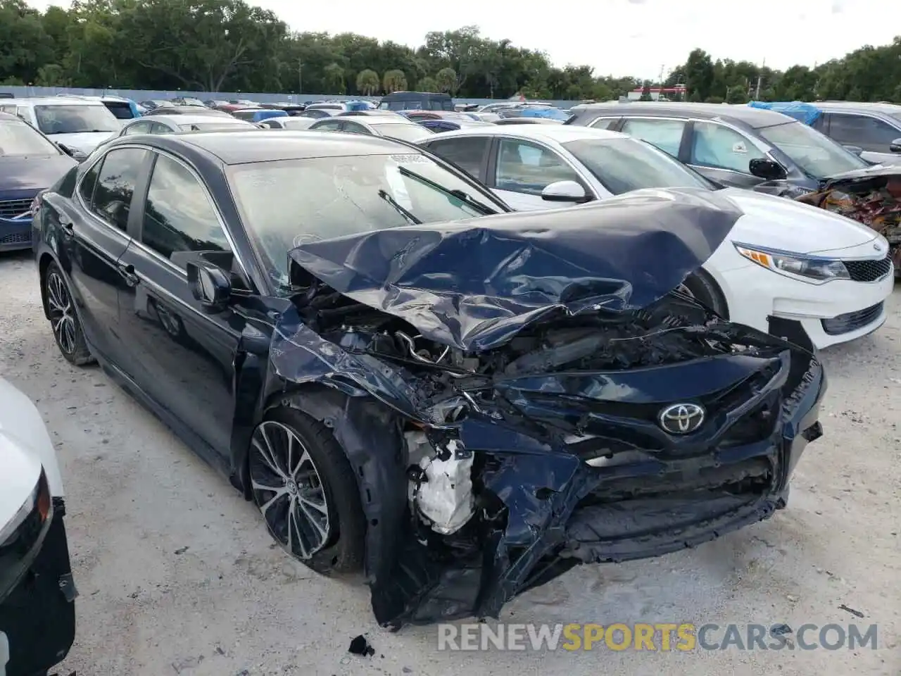 1 Photograph of a damaged car 4T1B11HK8KU265869 TOYOTA CAMRY 2019