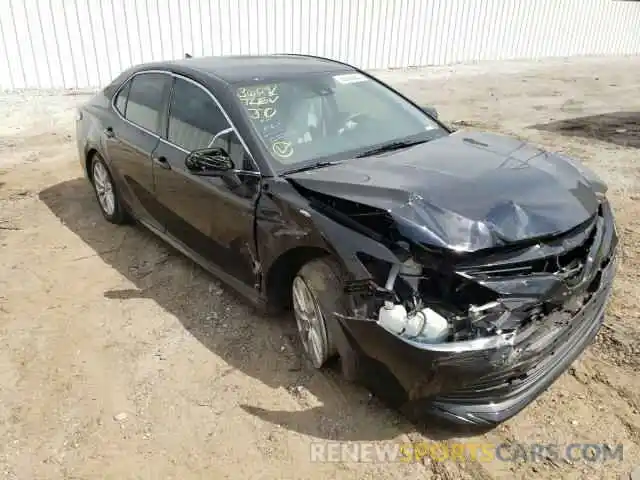 1 Photograph of a damaged car 4T1B11HK8KU268111 TOYOTA CAMRY 2019