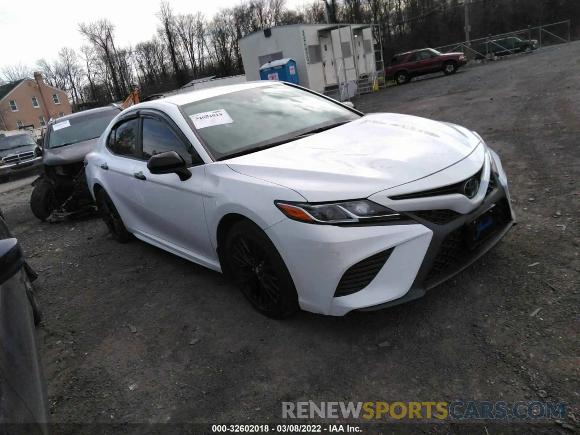 1 Photograph of a damaged car 4T1B11HK8KU268285 TOYOTA CAMRY 2019