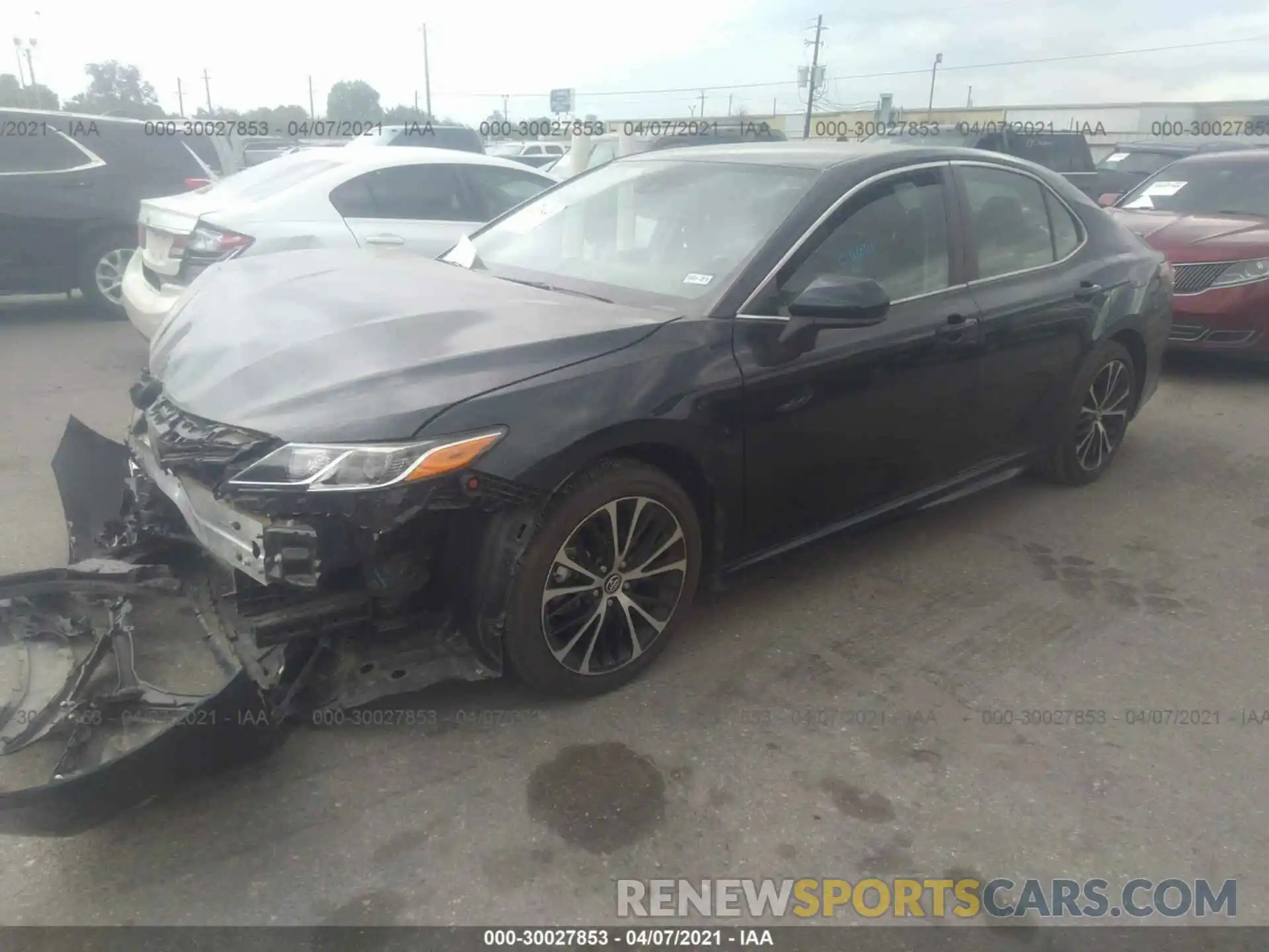 2 Photograph of a damaged car 4T1B11HK8KU268495 TOYOTA CAMRY 2019