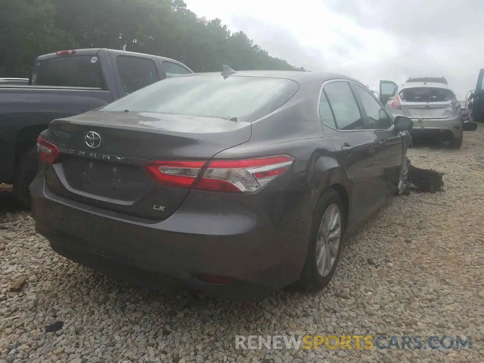 4 Photograph of a damaged car 4T1B11HK8KU269064 TOYOTA CAMRY 2019