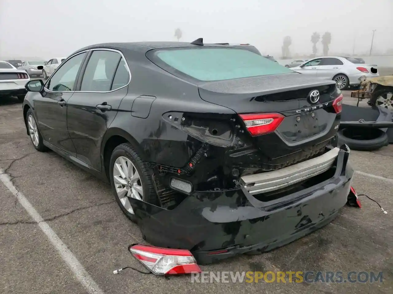 3 Photograph of a damaged car 4T1B11HK8KU269680 TOYOTA CAMRY 2019