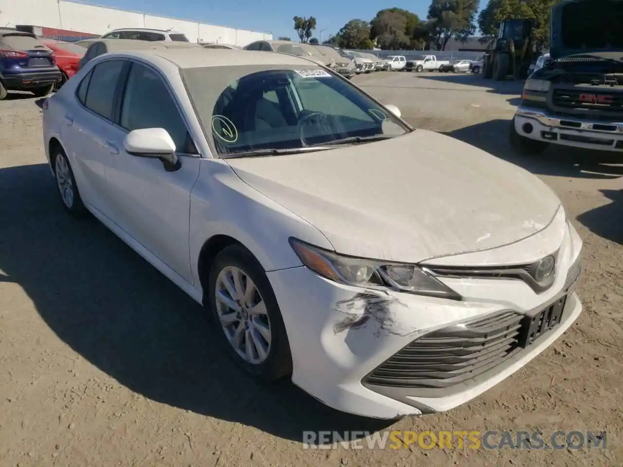 1 Photograph of a damaged car 4T1B11HK8KU270327 TOYOTA CAMRY 2019