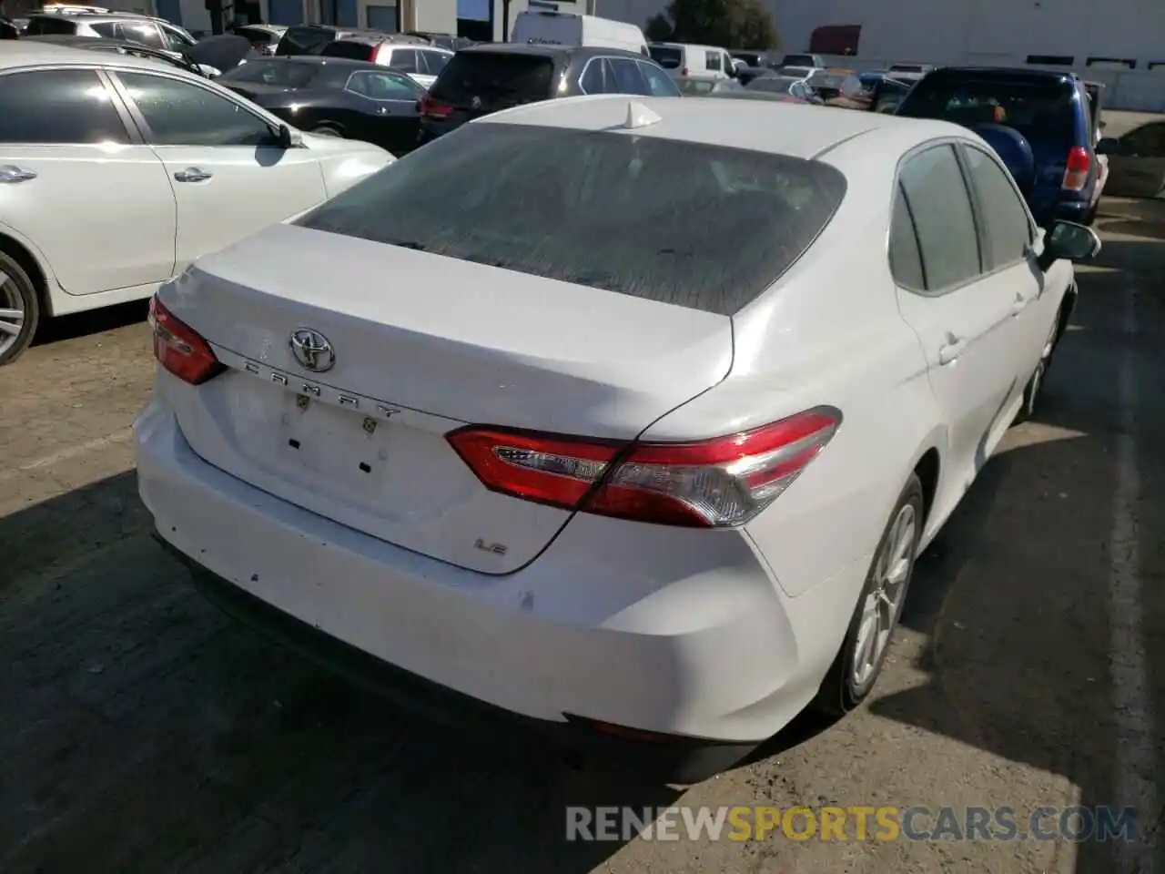 4 Photograph of a damaged car 4T1B11HK8KU270327 TOYOTA CAMRY 2019