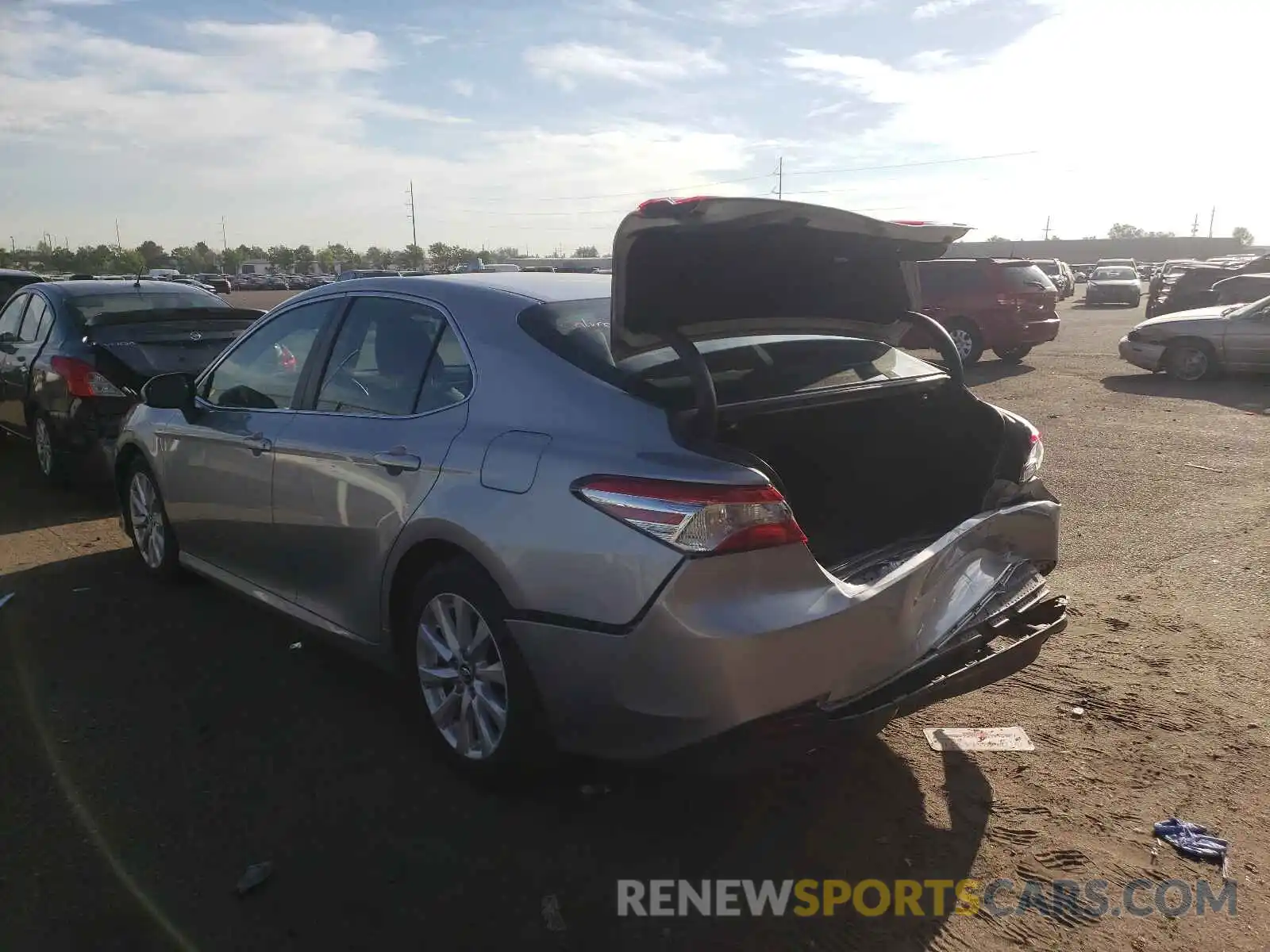 3 Photograph of a damaged car 4T1B11HK8KU270375 TOYOTA CAMRY 2019