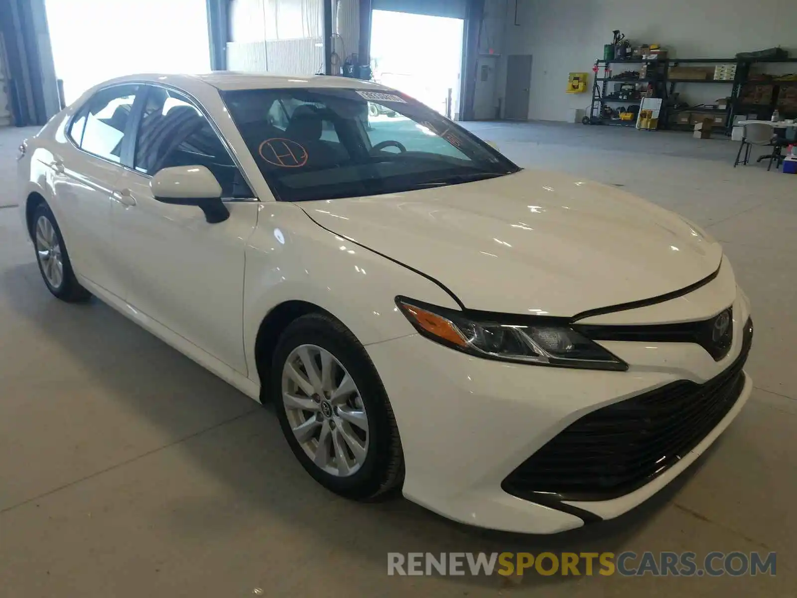 1 Photograph of a damaged car 4T1B11HK8KU271011 TOYOTA CAMRY 2019