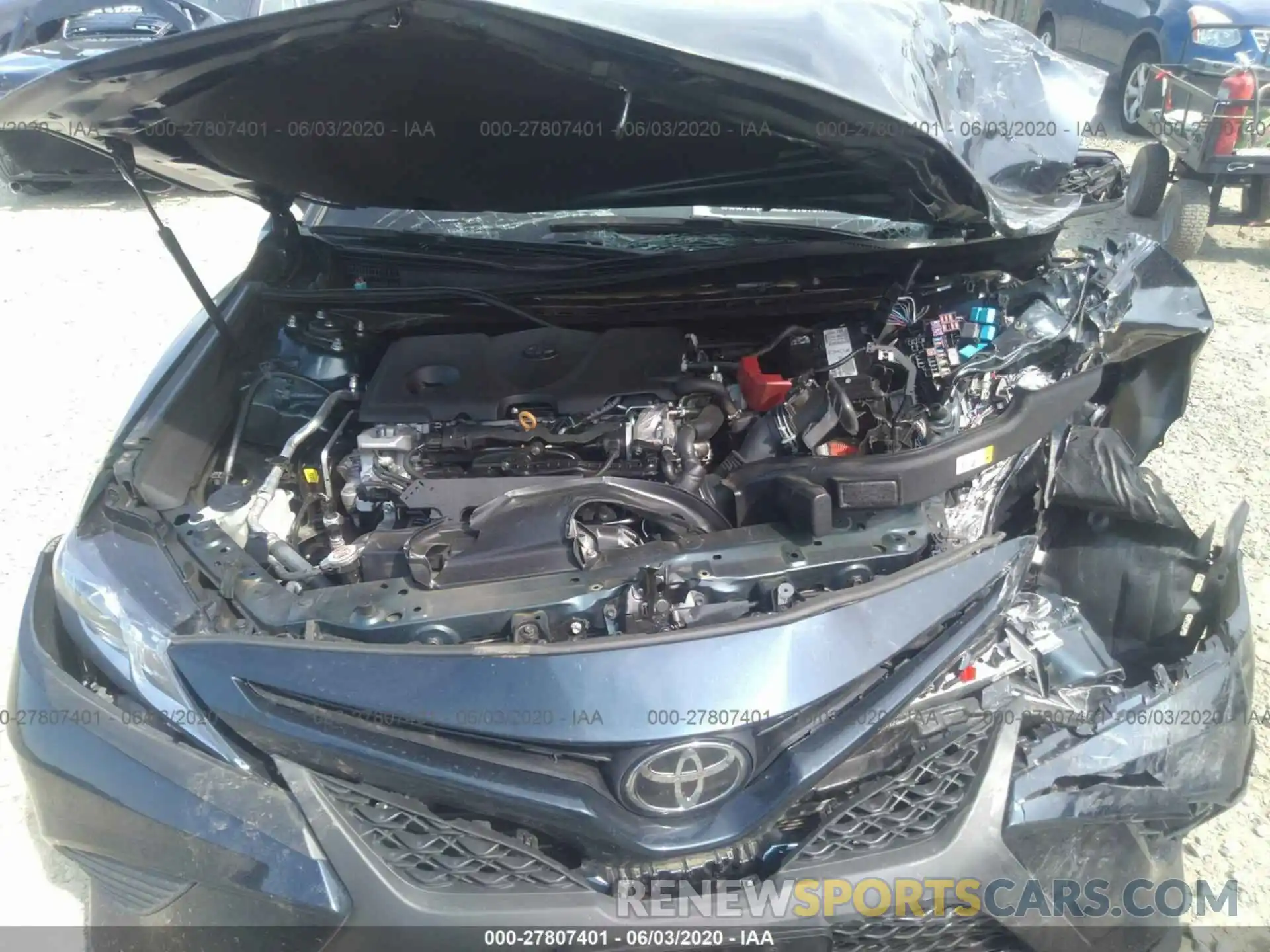 10 Photograph of a damaged car 4T1B11HK8KU272286 TOYOTA CAMRY 2019