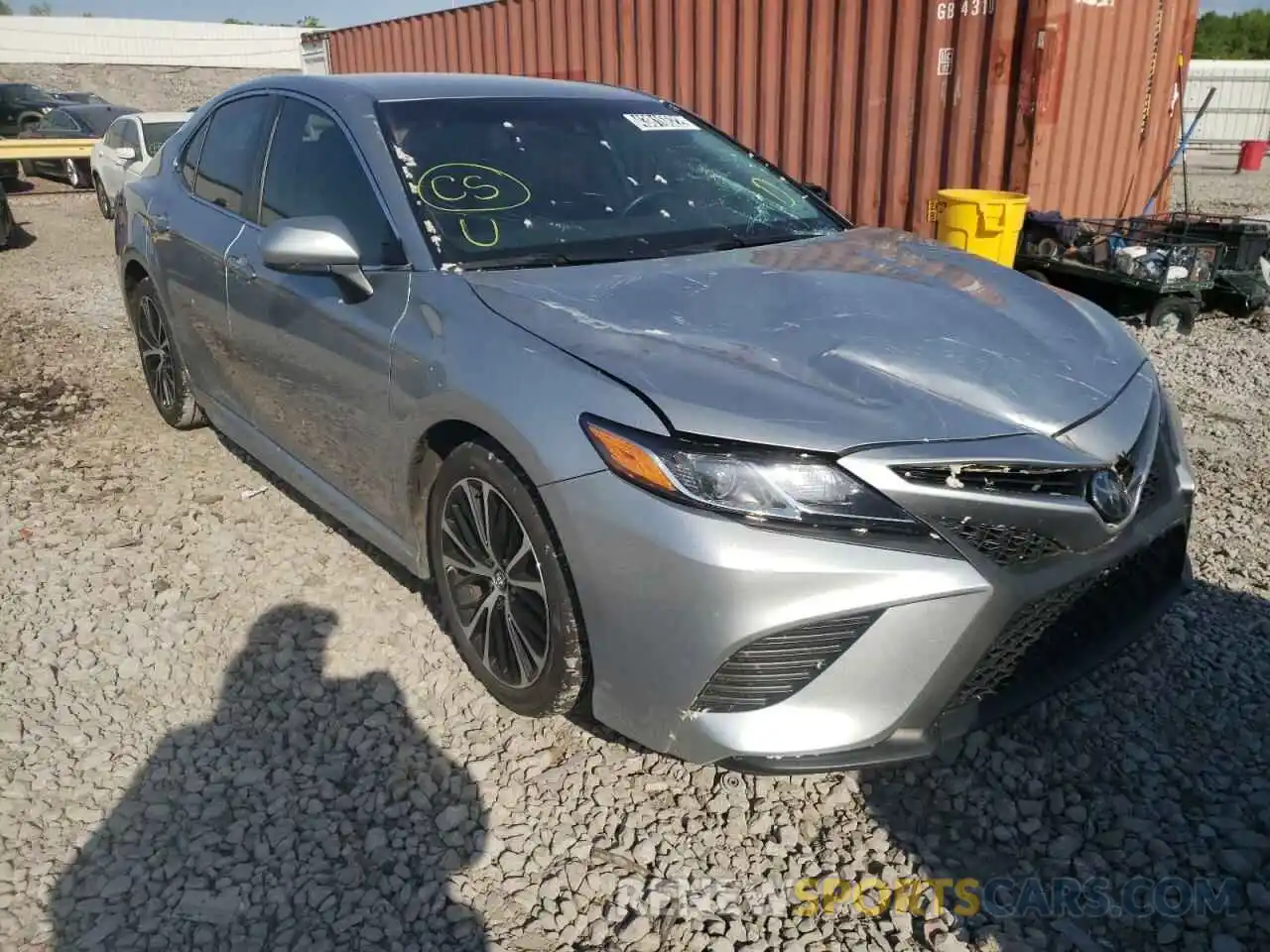 1 Photograph of a damaged car 4T1B11HK8KU275706 TOYOTA CAMRY 2019