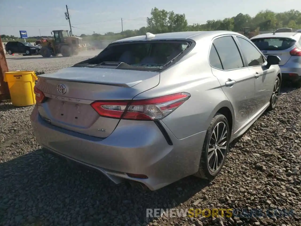 4 Photograph of a damaged car 4T1B11HK8KU275706 TOYOTA CAMRY 2019