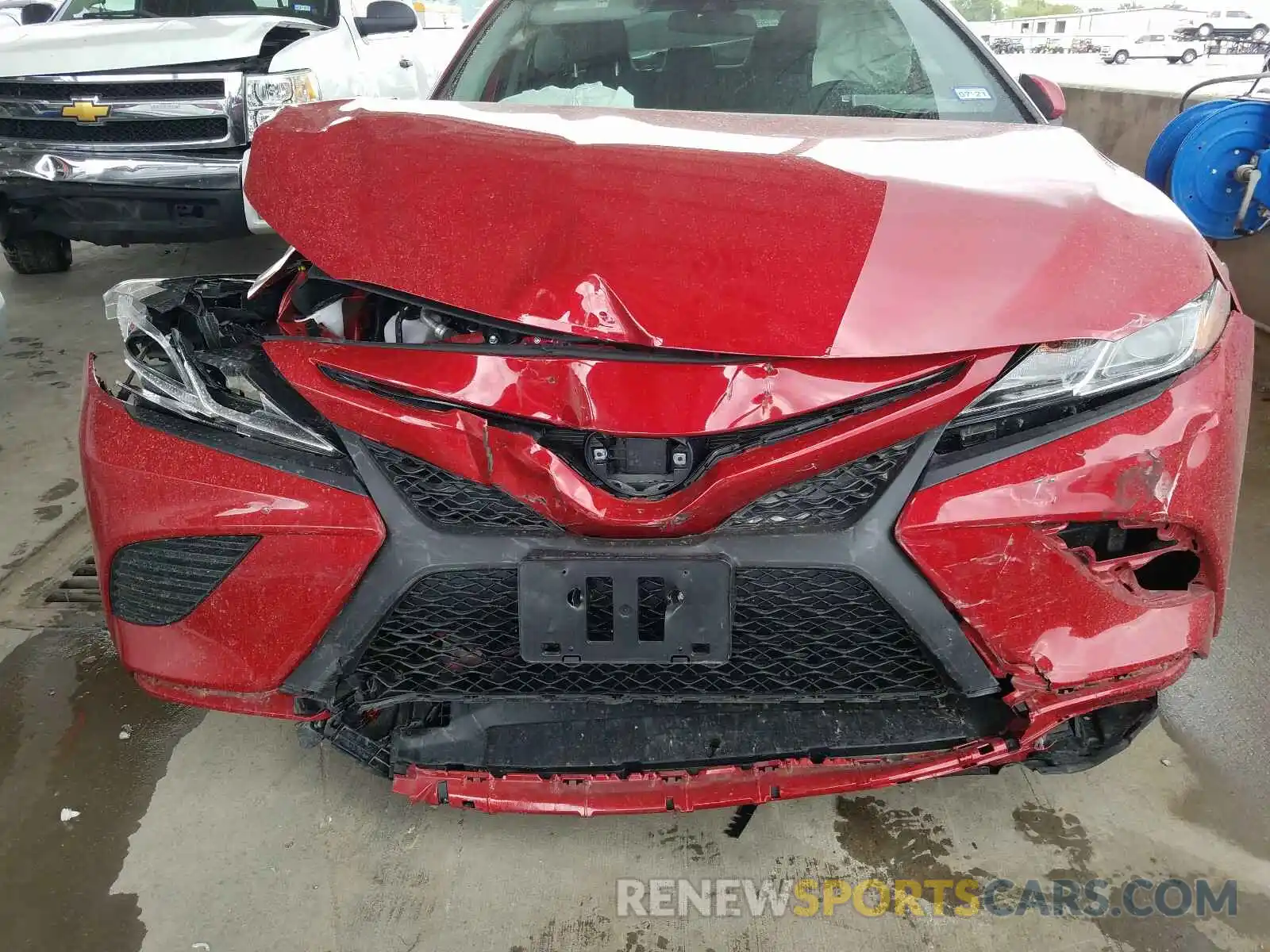 9 Photograph of a damaged car 4T1B11HK8KU275818 TOYOTA CAMRY 2019