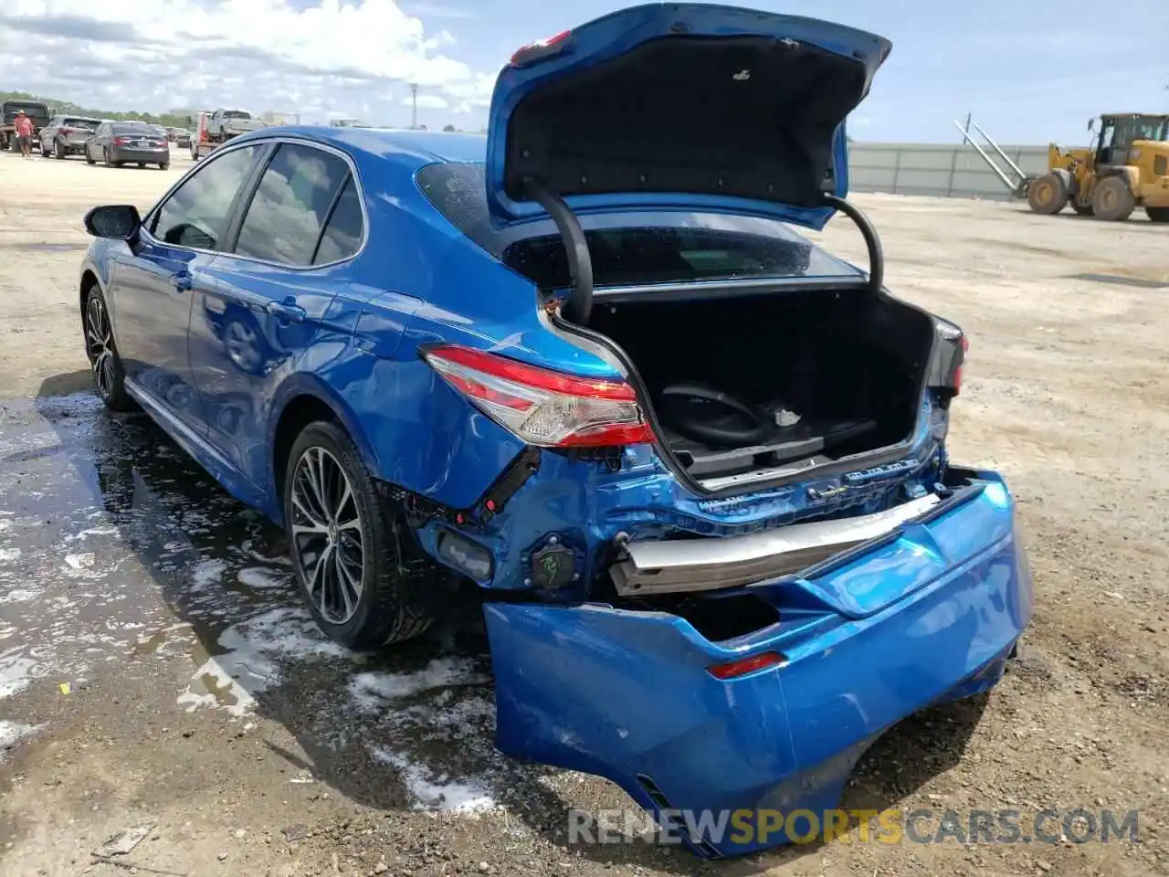 3 Photograph of a damaged car 4T1B11HK8KU278671 TOYOTA CAMRY 2019