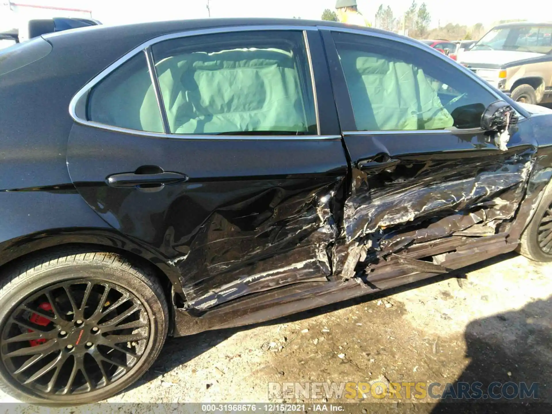 6 Photograph of a damaged car 4T1B11HK8KU278962 TOYOTA CAMRY 2019