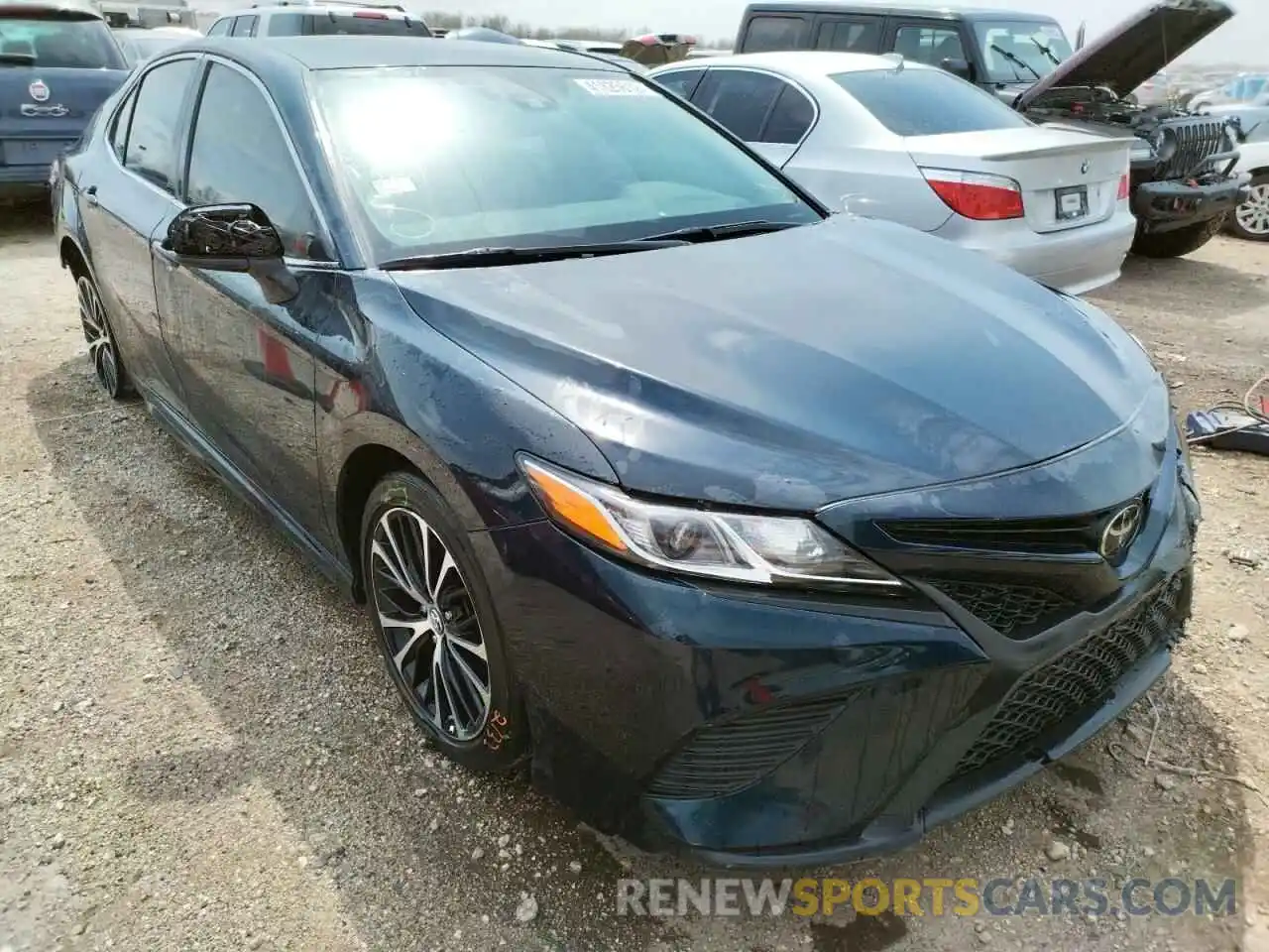 1 Photograph of a damaged car 4T1B11HK8KU280839 TOYOTA CAMRY 2019