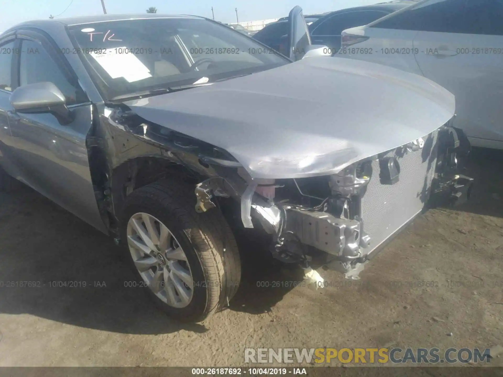 6 Photograph of a damaged car 4T1B11HK8KU281795 TOYOTA CAMRY 2019