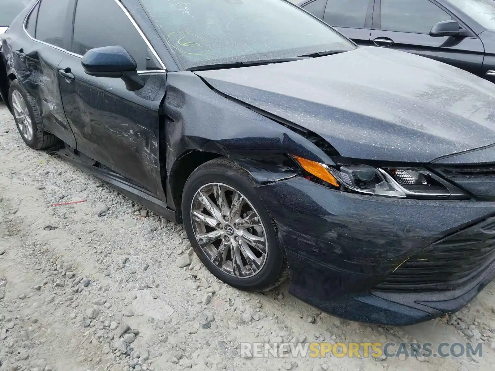 9 Photograph of a damaged car 4T1B11HK8KU282154 TOYOTA CAMRY 2019