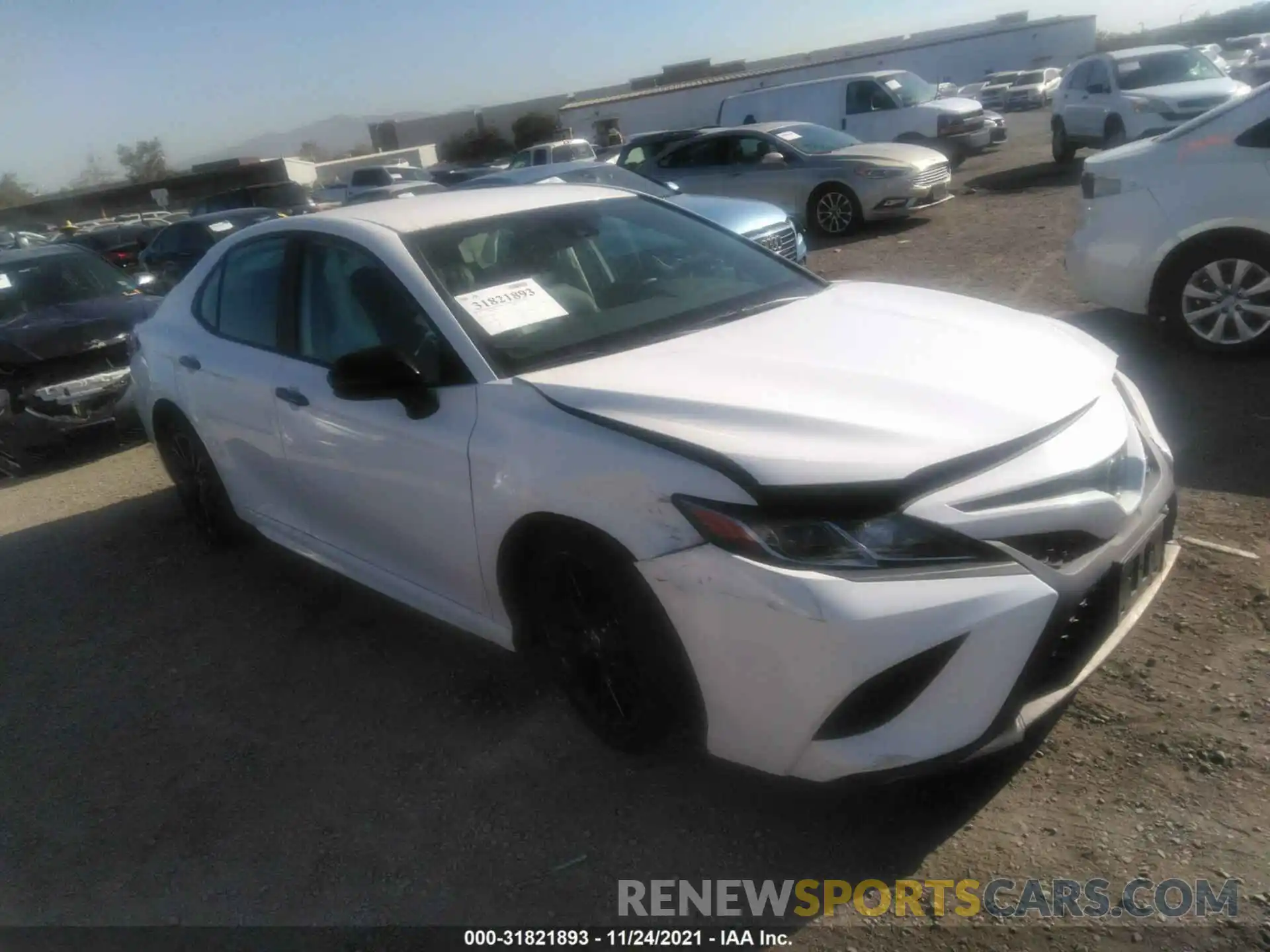 1 Photograph of a damaged car 4T1B11HK8KU284034 TOYOTA CAMRY 2019