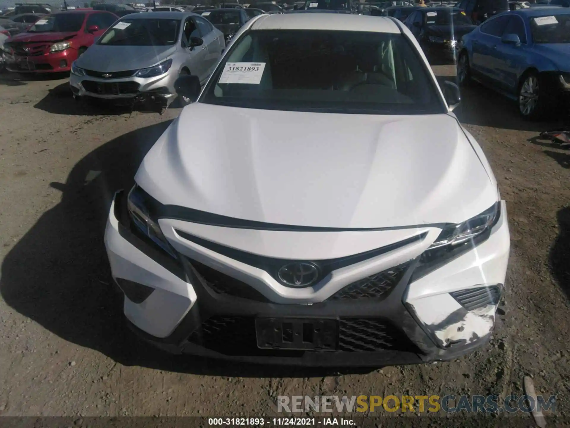 6 Photograph of a damaged car 4T1B11HK8KU284034 TOYOTA CAMRY 2019