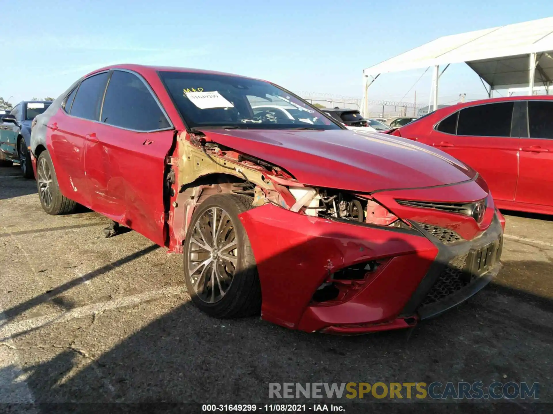 1 Photograph of a damaged car 4T1B11HK8KU284499 TOYOTA CAMRY 2019