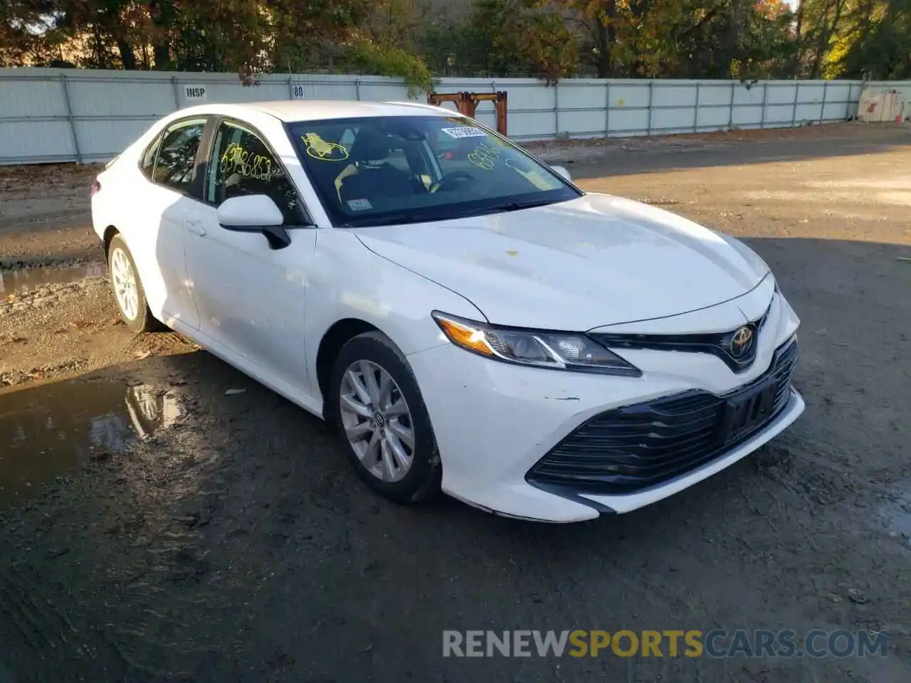 1 Photograph of a damaged car 4T1B11HK8KU286222 TOYOTA CAMRY 2019