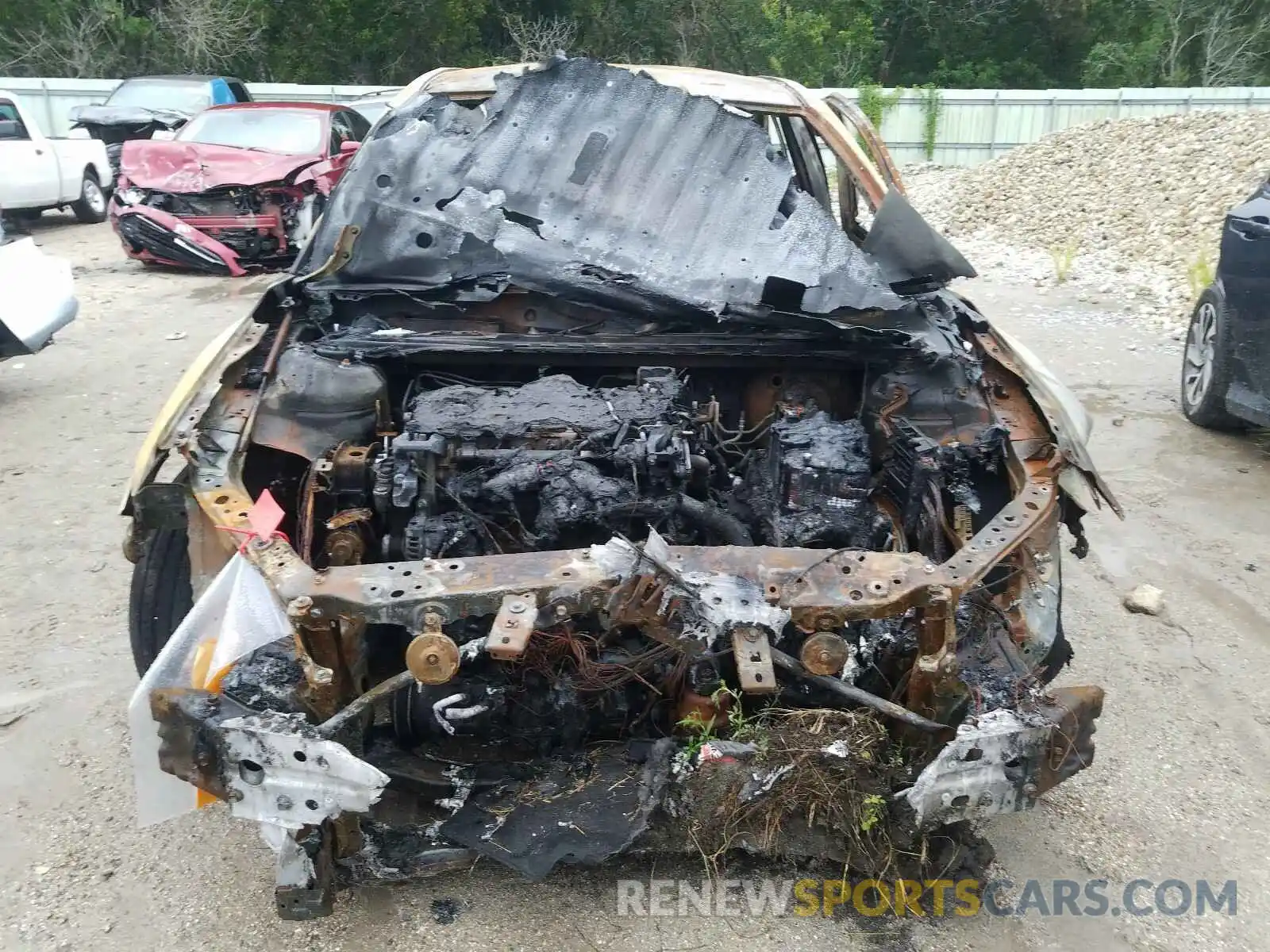10 Фотография поврежденного автомобиля 4T1B11HK8KU286446 TOYOTA CAMRY 2019