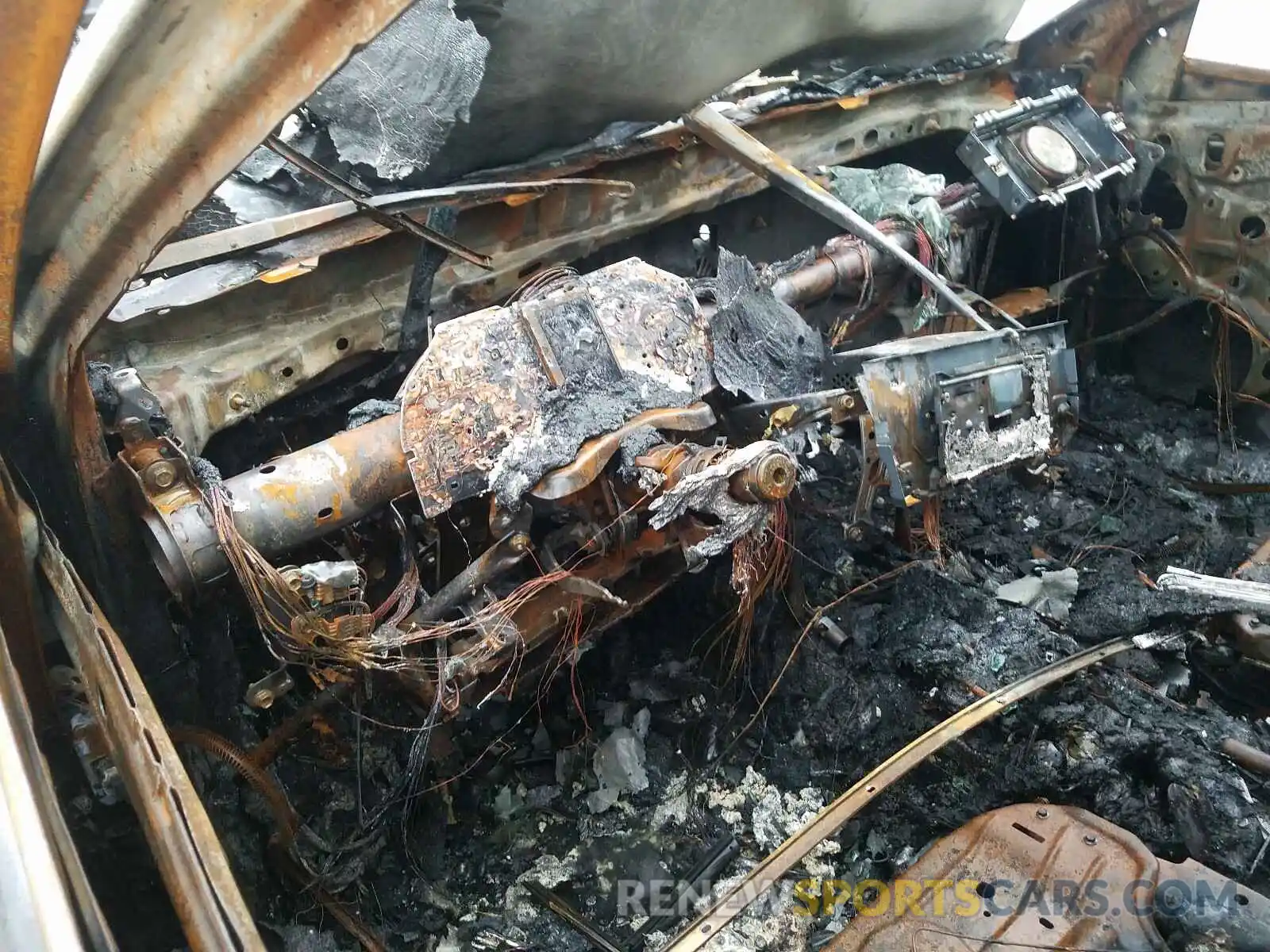 8 Фотография поврежденного автомобиля 4T1B11HK8KU286446 TOYOTA CAMRY 2019
